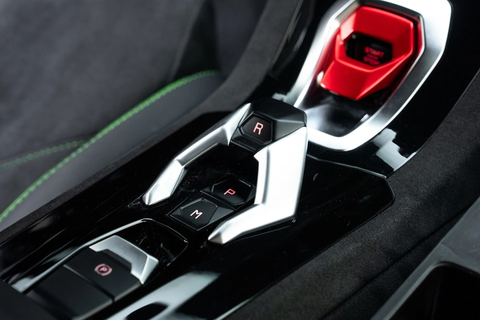 mph038_304206260_Used_2023_Lamborghini_Huracan_Tecnica_1775770975_41debfcbb2