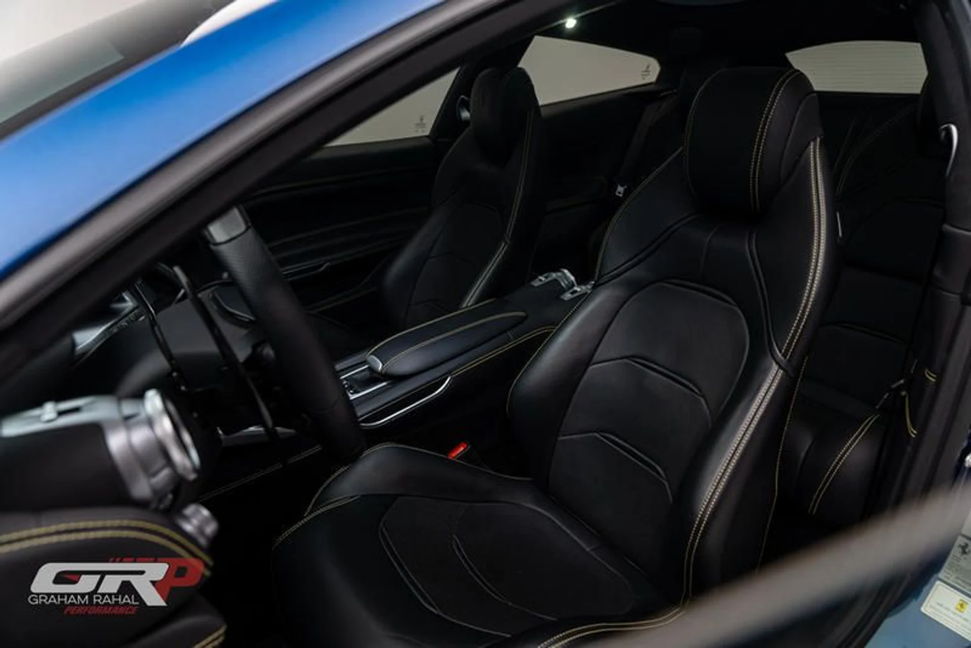 mph038_3045073216_C483_B193_8_ED_9_4_F6_C_A121_2_D54_DE_44_E4_CB_f454b932ab