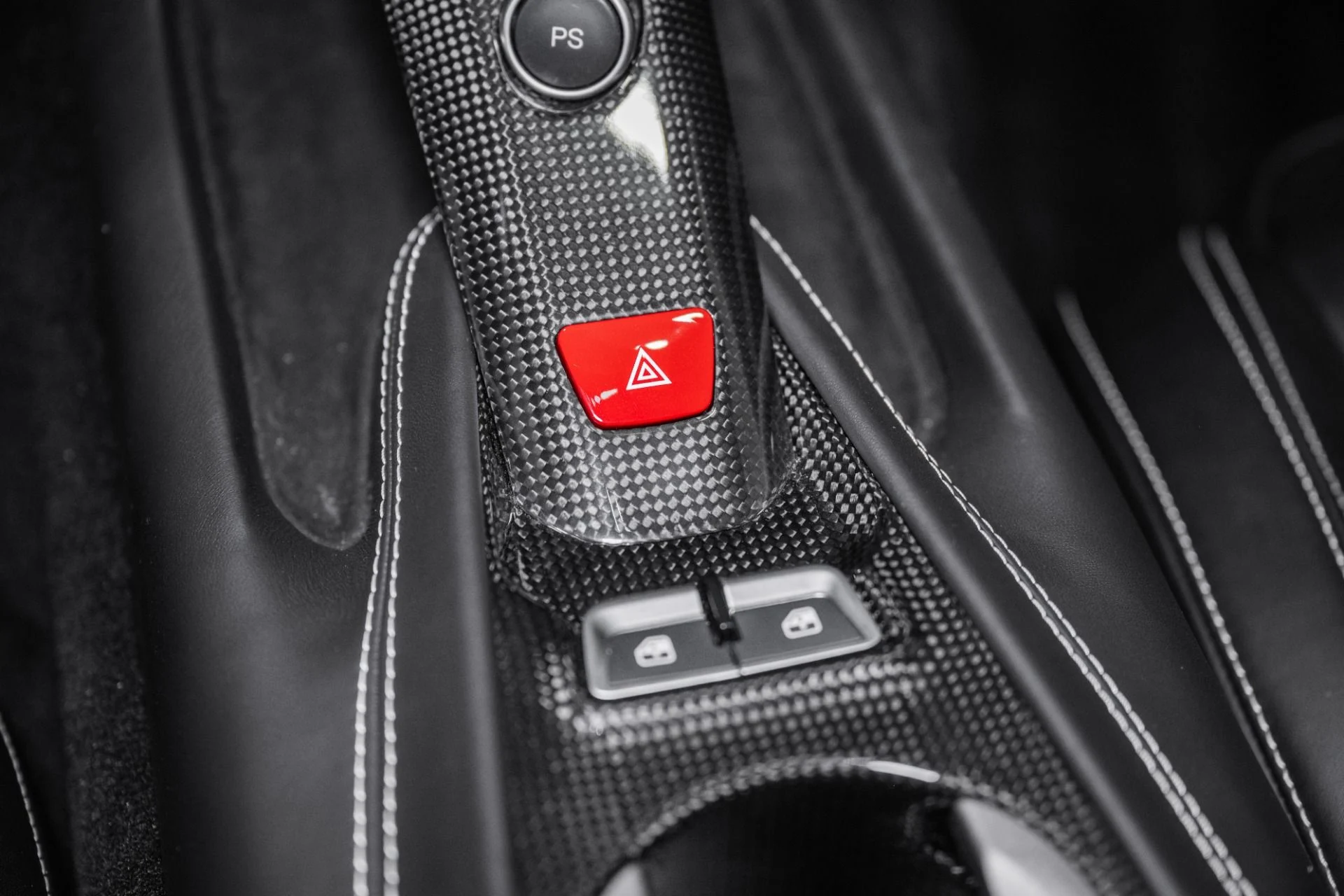 mph038_3047559242_Used_2017_Ferrari_F12berlinetta_1784393141_77f3543c73