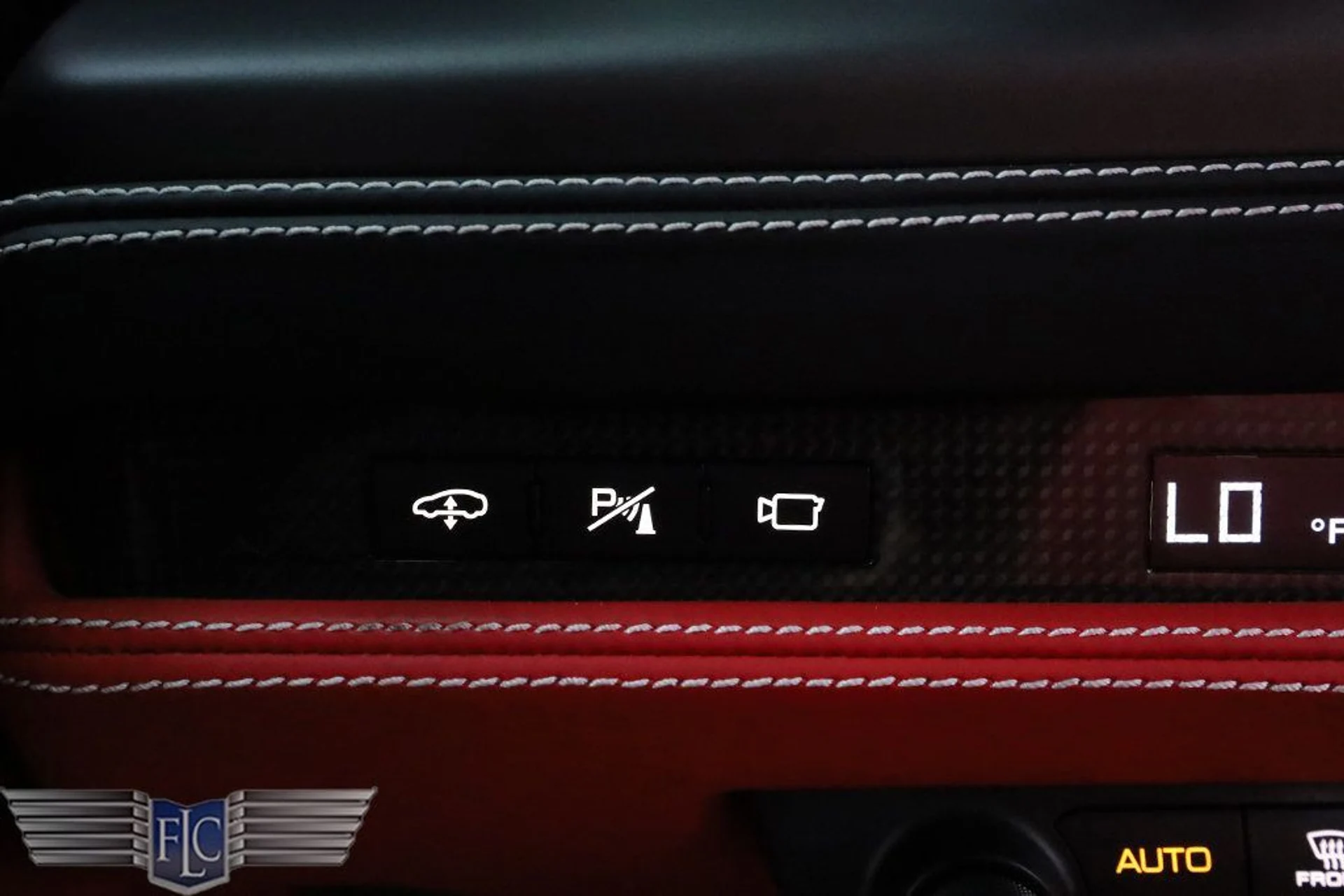 mph038_3051377123_used_2022_ferrari_f8_tributo_coupe_6305_23040328_39_1024_3b010af6ba
