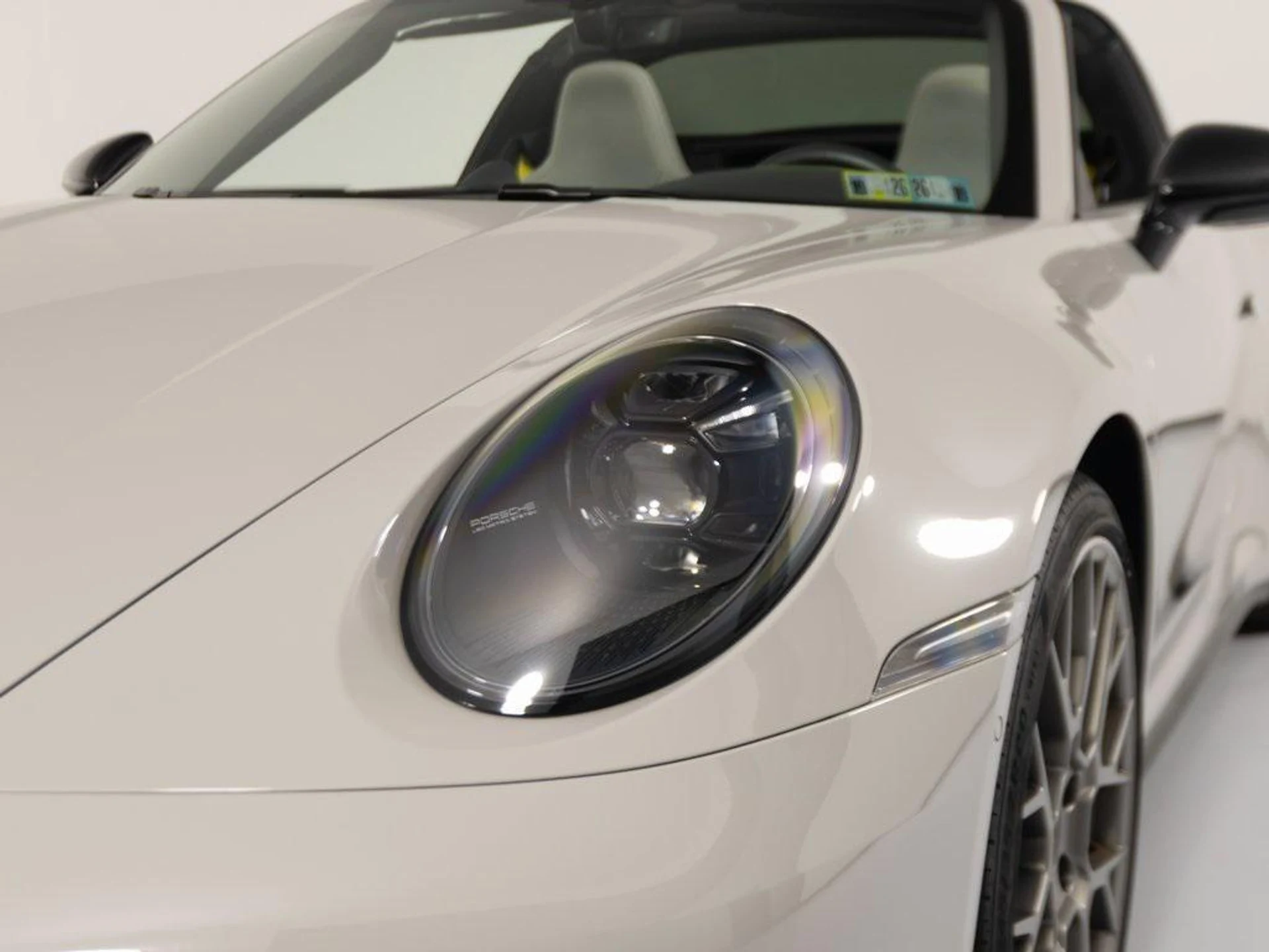 mph038_3061431817_scq27mn_A_Jx4c_Wd2yvl_P_La_FDZ_Zts_4ebbc7ea96