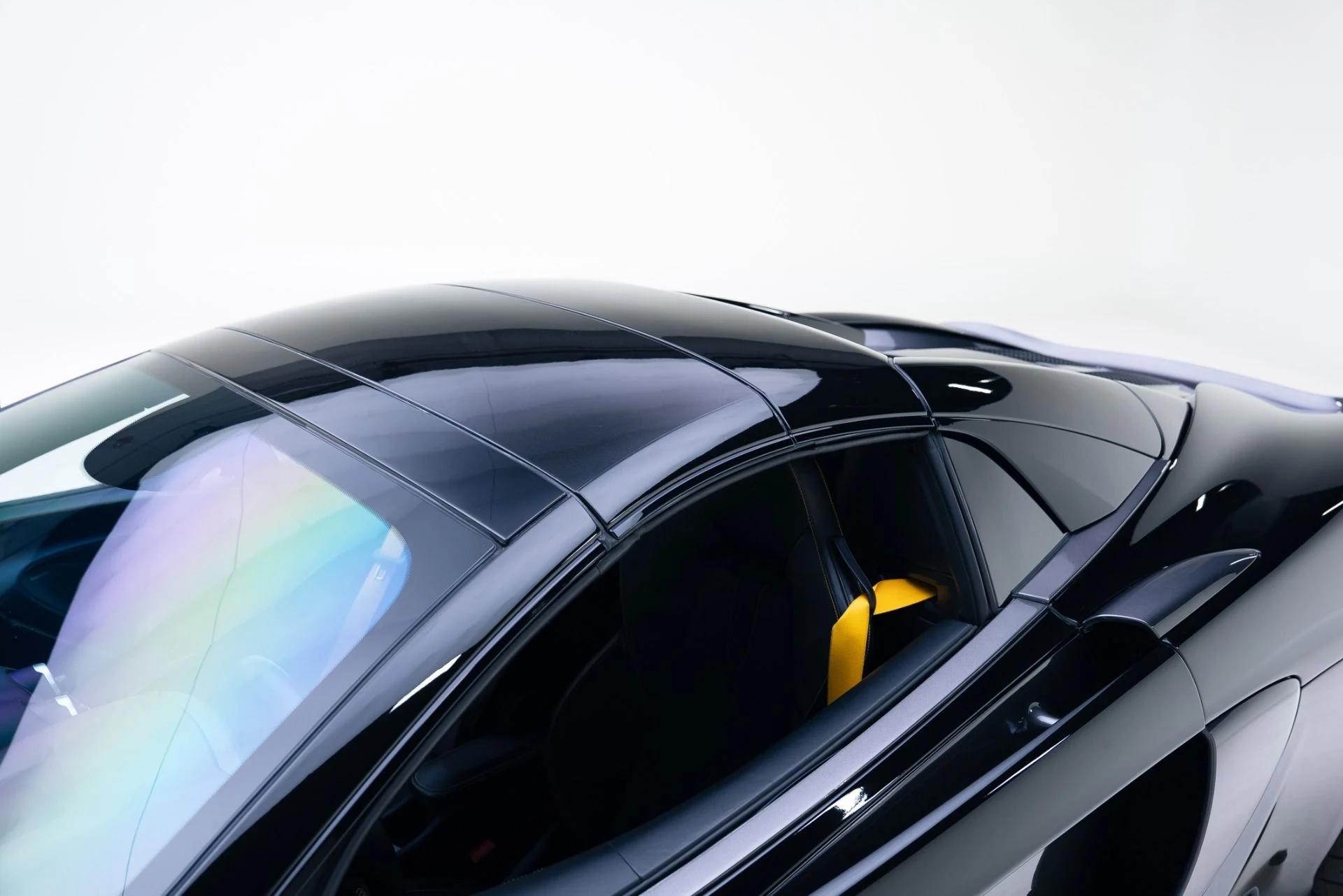 mph038_3063606458_Used_2019_Mc_Laren_570_S_Spider_1767812844_166a1dd072