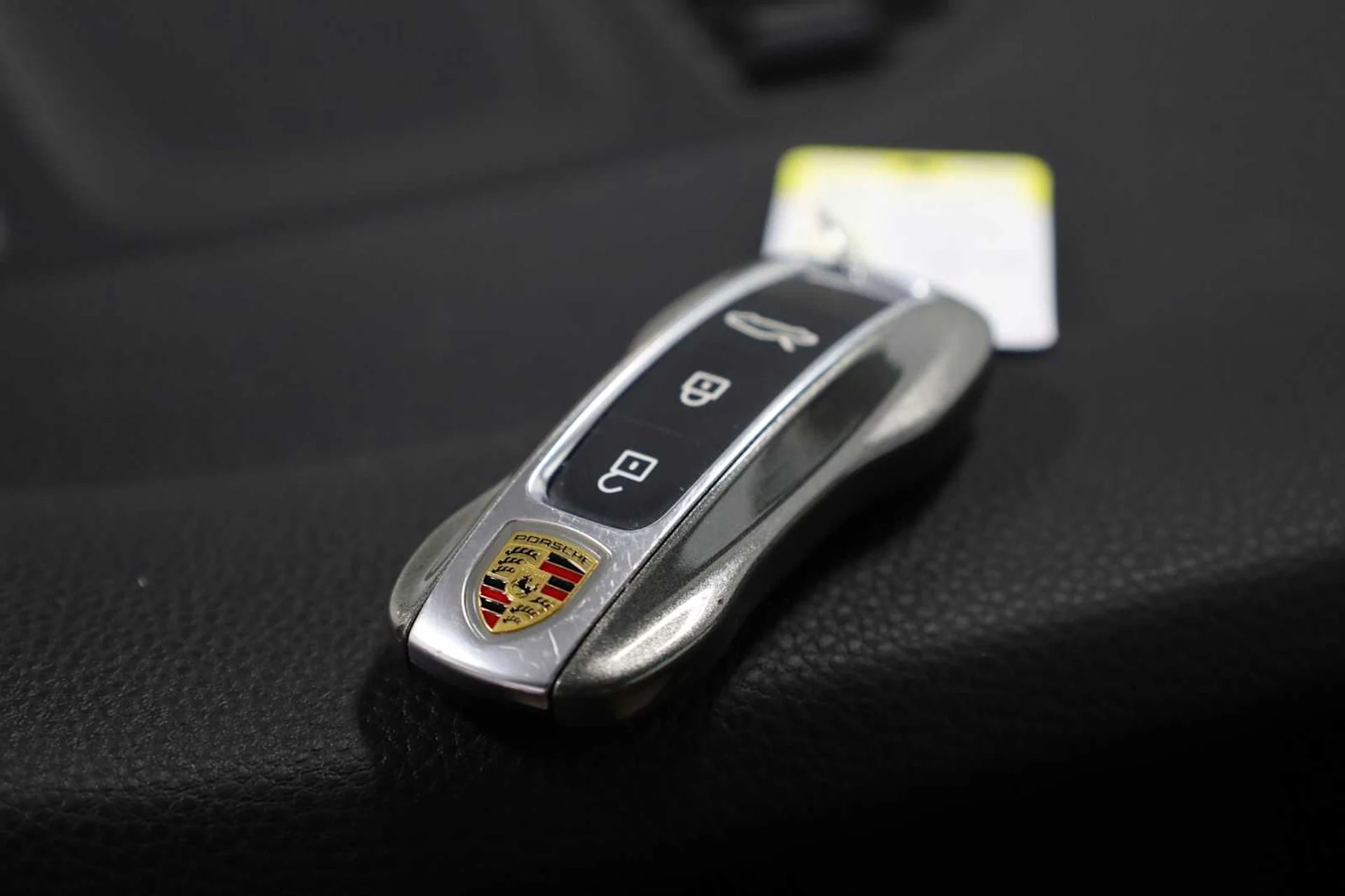 mph038_307235571_1fc905e2ad7ecec73221a652b22abe40_d404938065