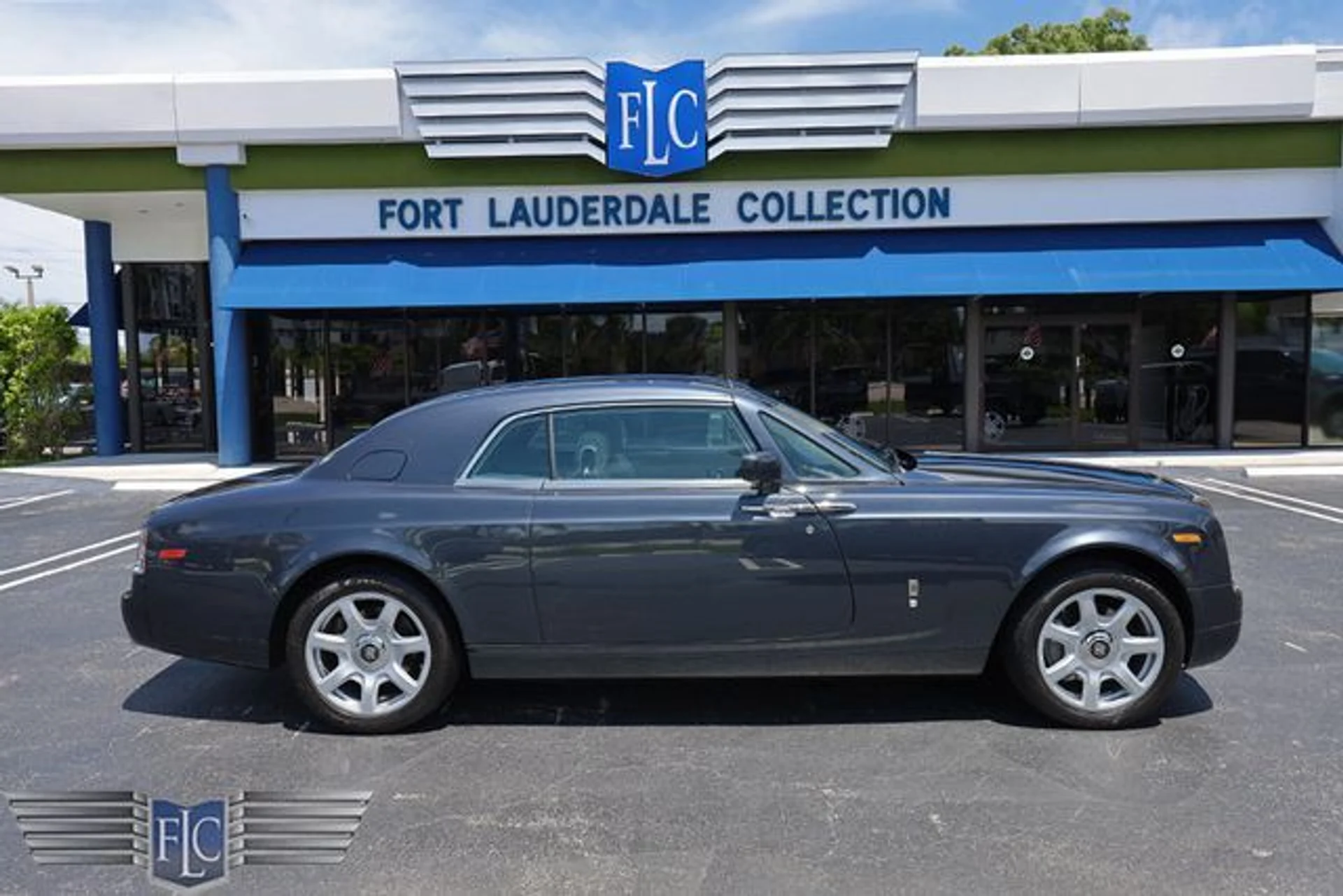 mph038_3074751862_used_2009_rolls_royce_phantom_coupe_2drcoupe_6305_23064698_43_640_f317df6c8b