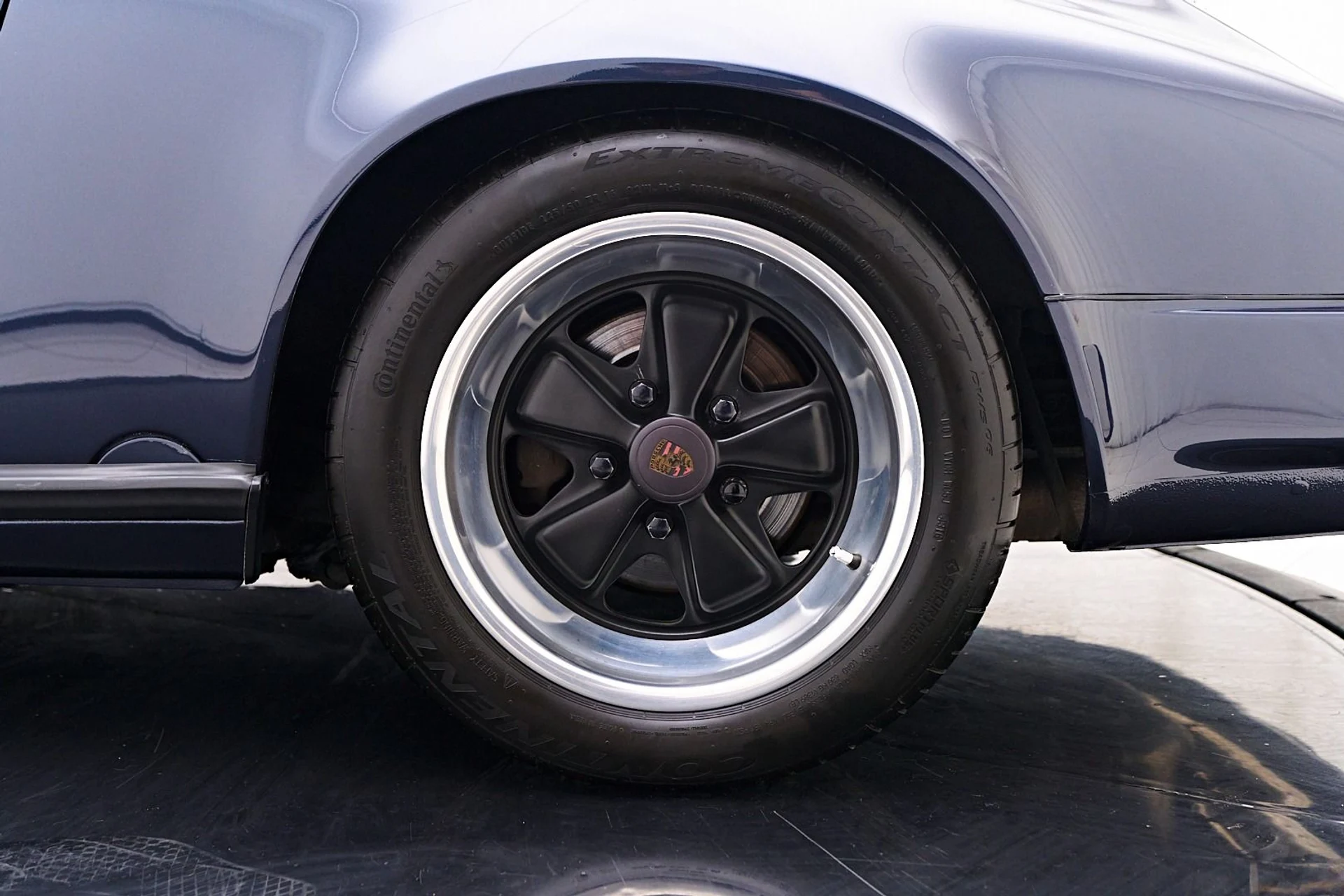 mph038_3092186831_Used_1988_Porsche_911_Carrera_1745954196_e47a673f31