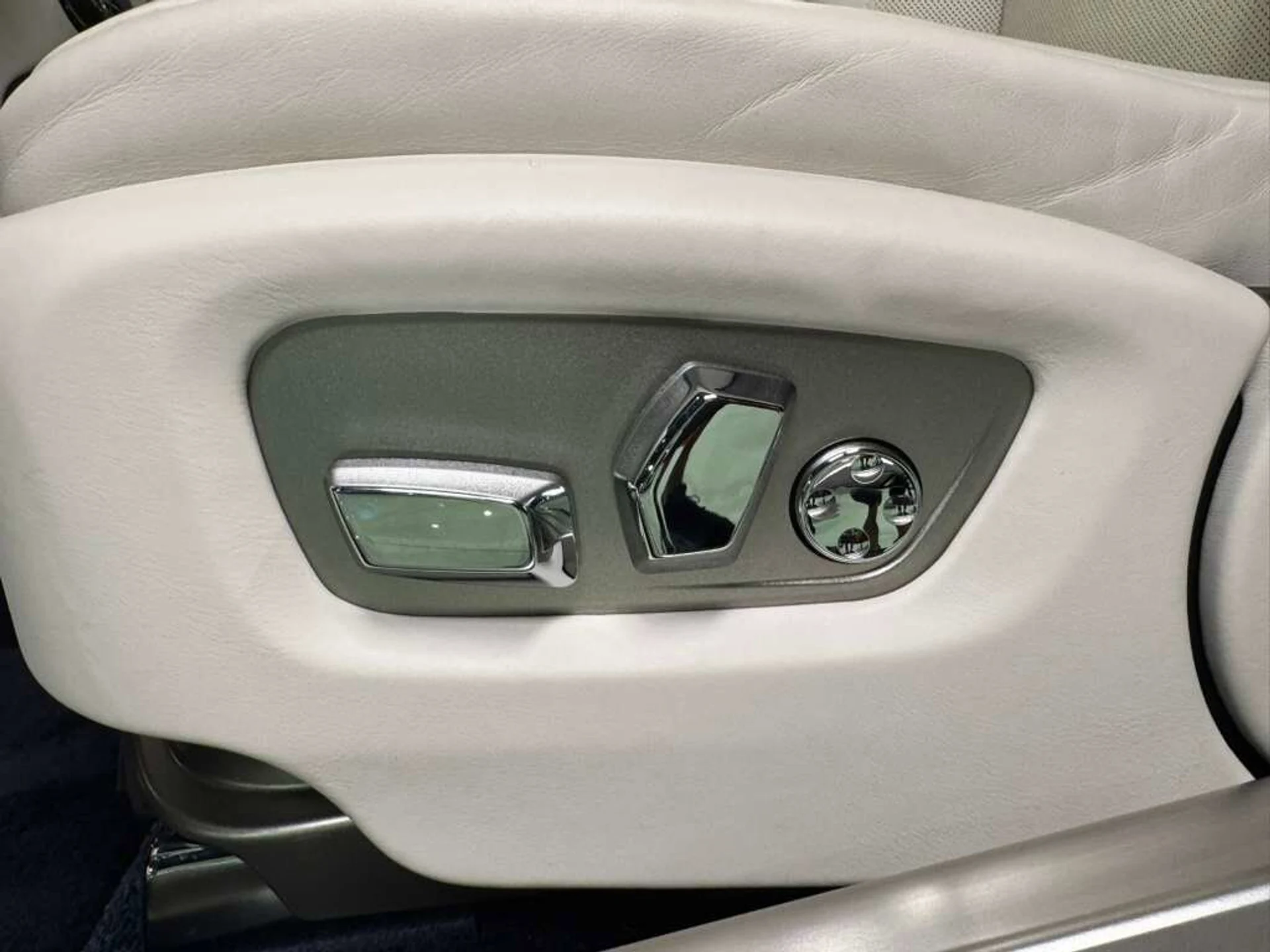 mph038_3103683818_f92100246d6bdd25218fe366dbf254df_653e6ac21e