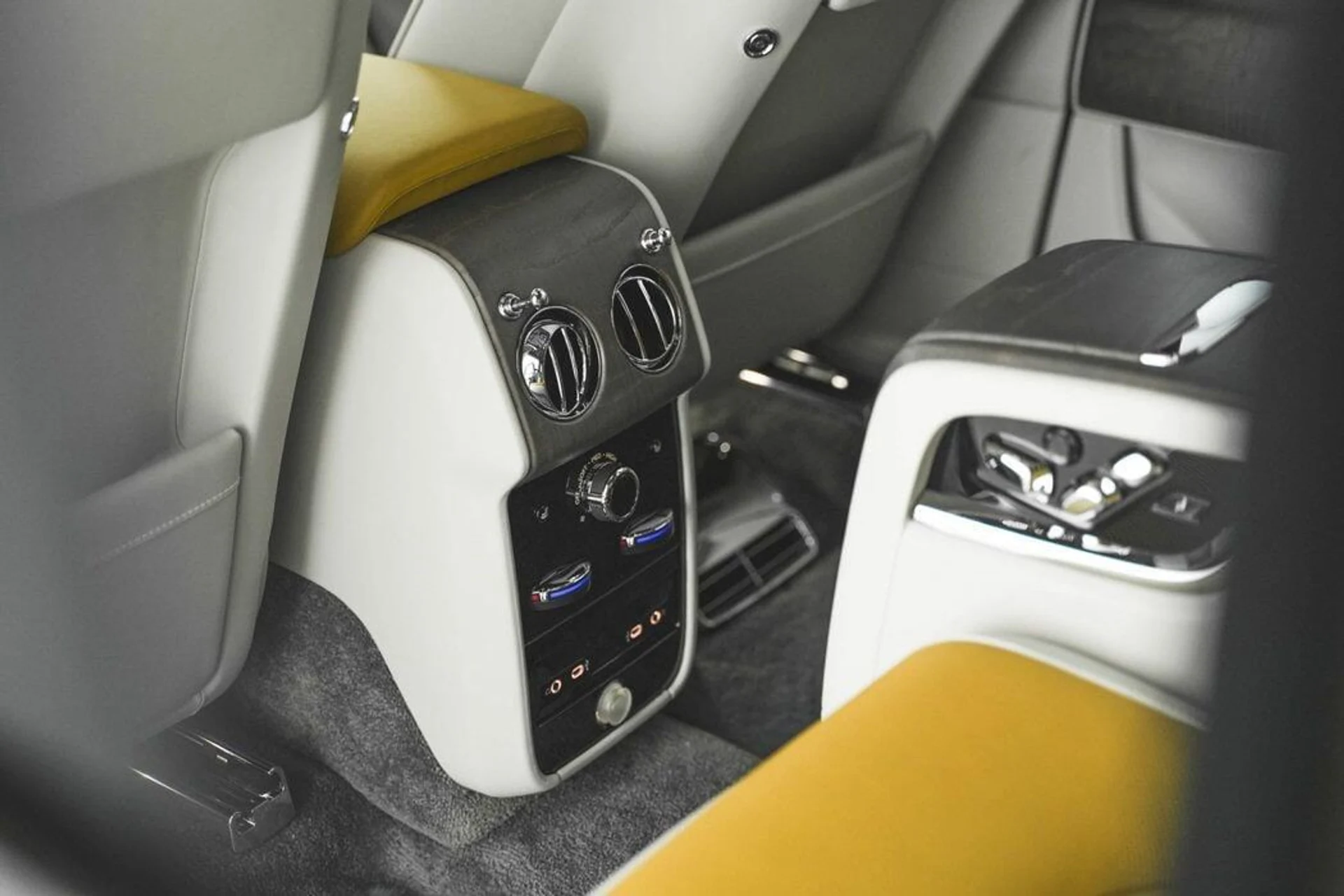 mph038_3113709732_d0de9c74556f69498a03484d26906259x_31665c694a