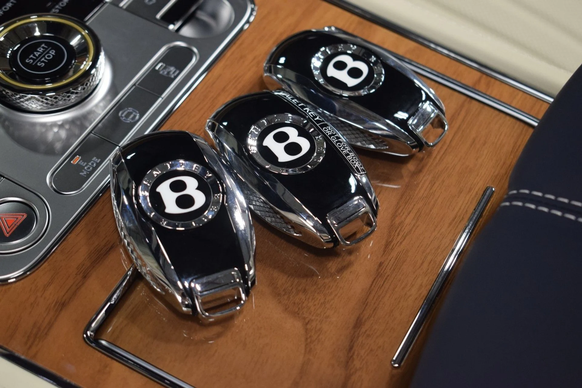 mph038_3118689959_7ccc514d3f9ba08ec18f7ad4cafde803x_63f7f5b61e