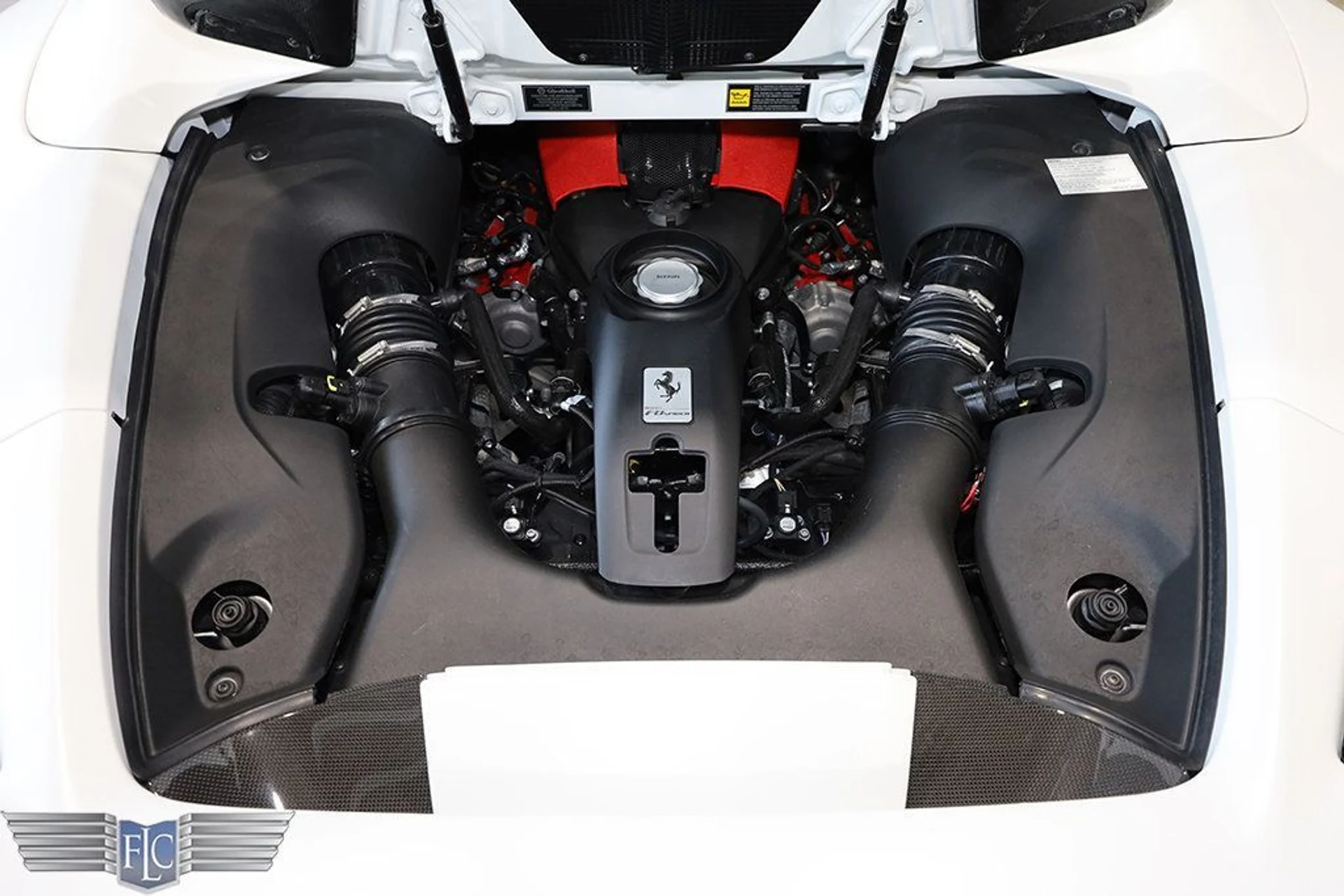 mph038_3120437601_used_2023_ferrari_f8_spider_convertible_9689_22910555_39_1024_cdb8e0cc69