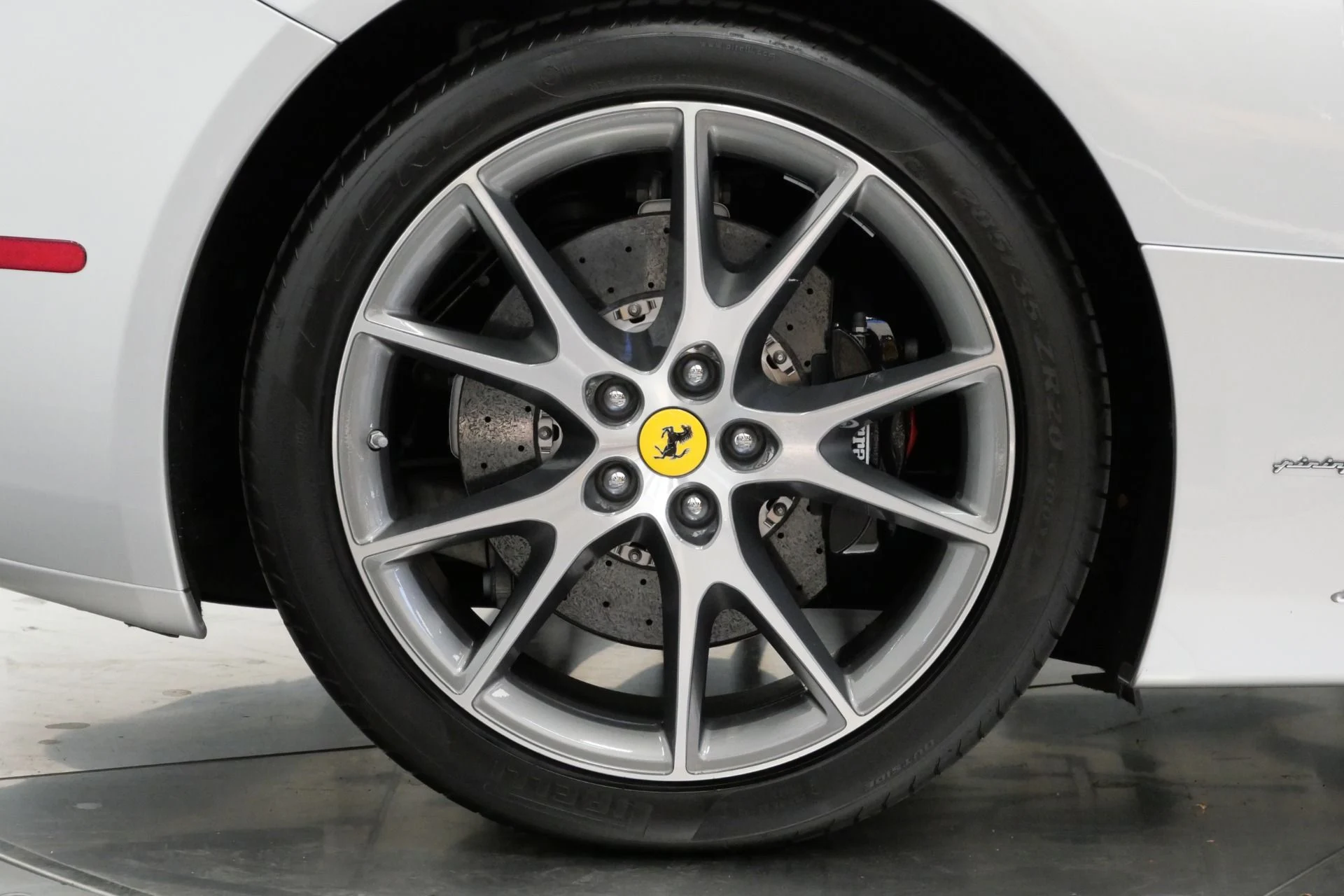 mph038_3129046376_Used_2011_Ferrari_California_Rare_Two_Tone_Paint_Rare_Carbon_Fiber_Bucket_Seats_Low_Miles_1788365594_3904943d20
