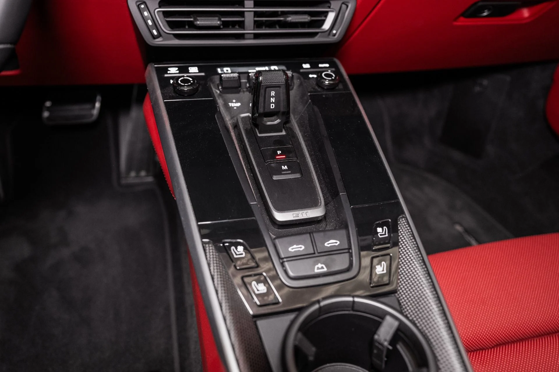 mph038_3141178373_Used_2022_Porsche_911_Turbo_1757171917_c79b13a412