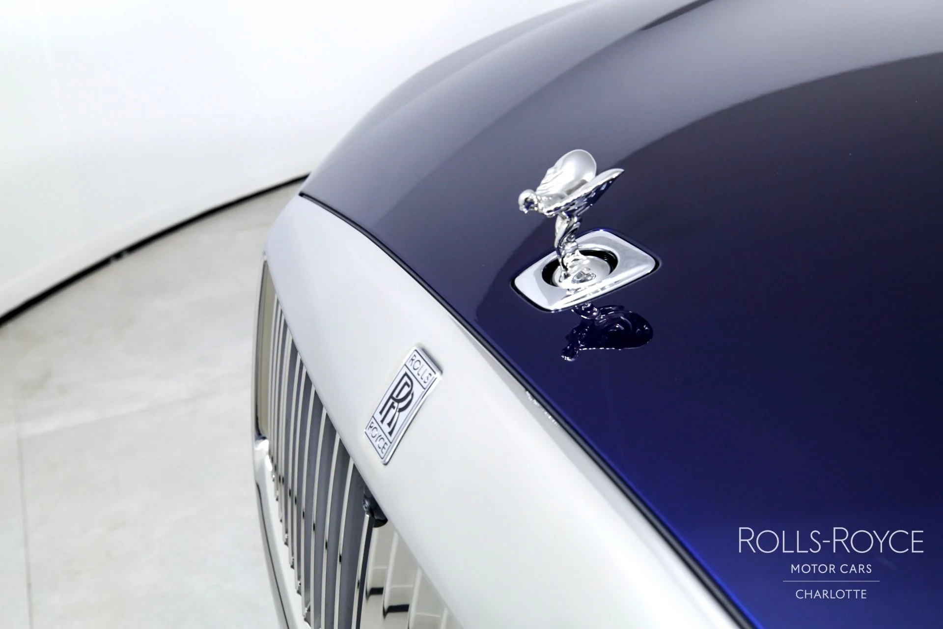 mph038_314518042_Used_2024_Rolls_Royce_Spectre_1738087182_f5af25167d