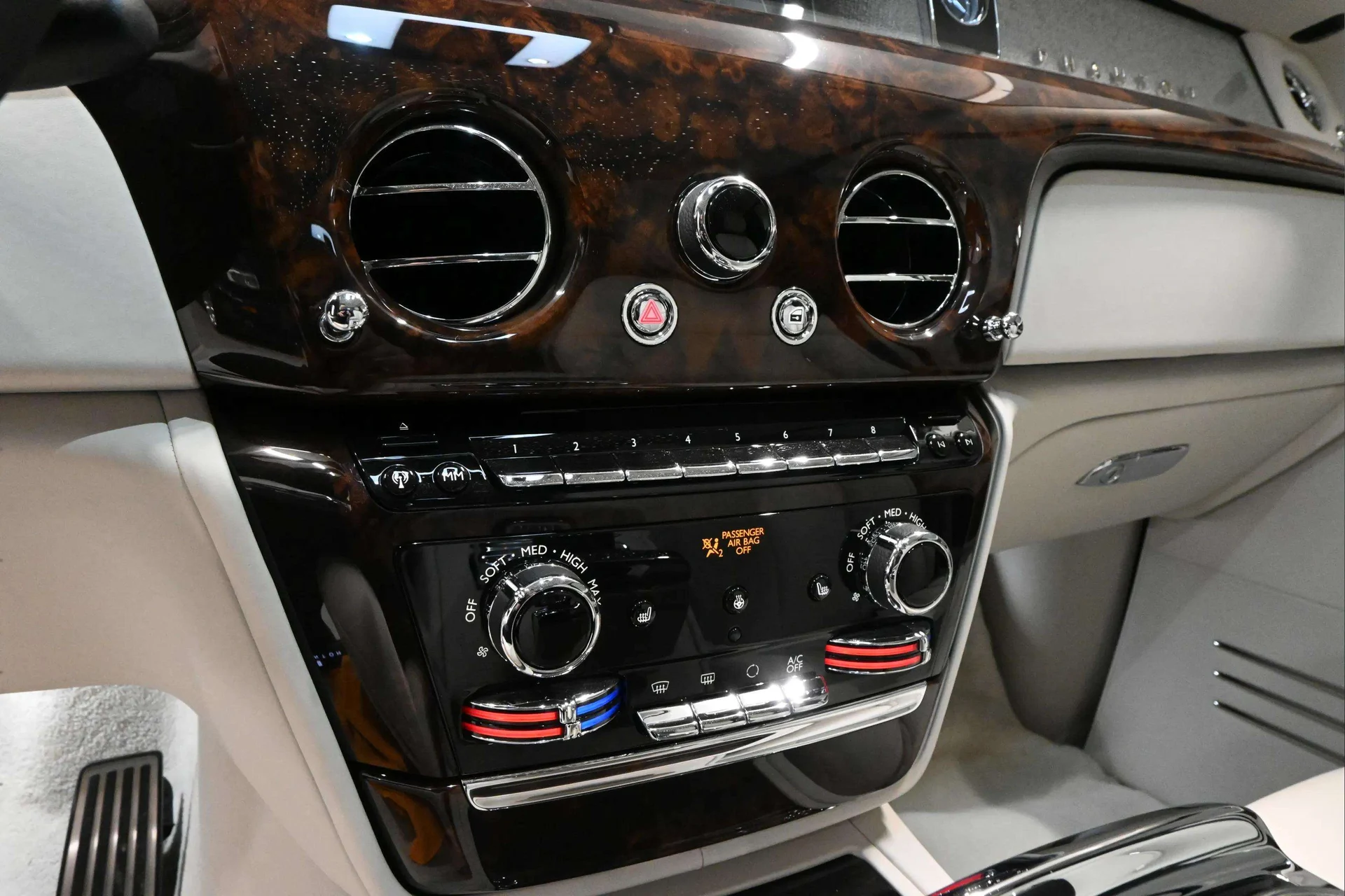 mph038_3157688065_4afcd5b8_b57c_424e_9cd2_e4a83fb2d065_79159964d1