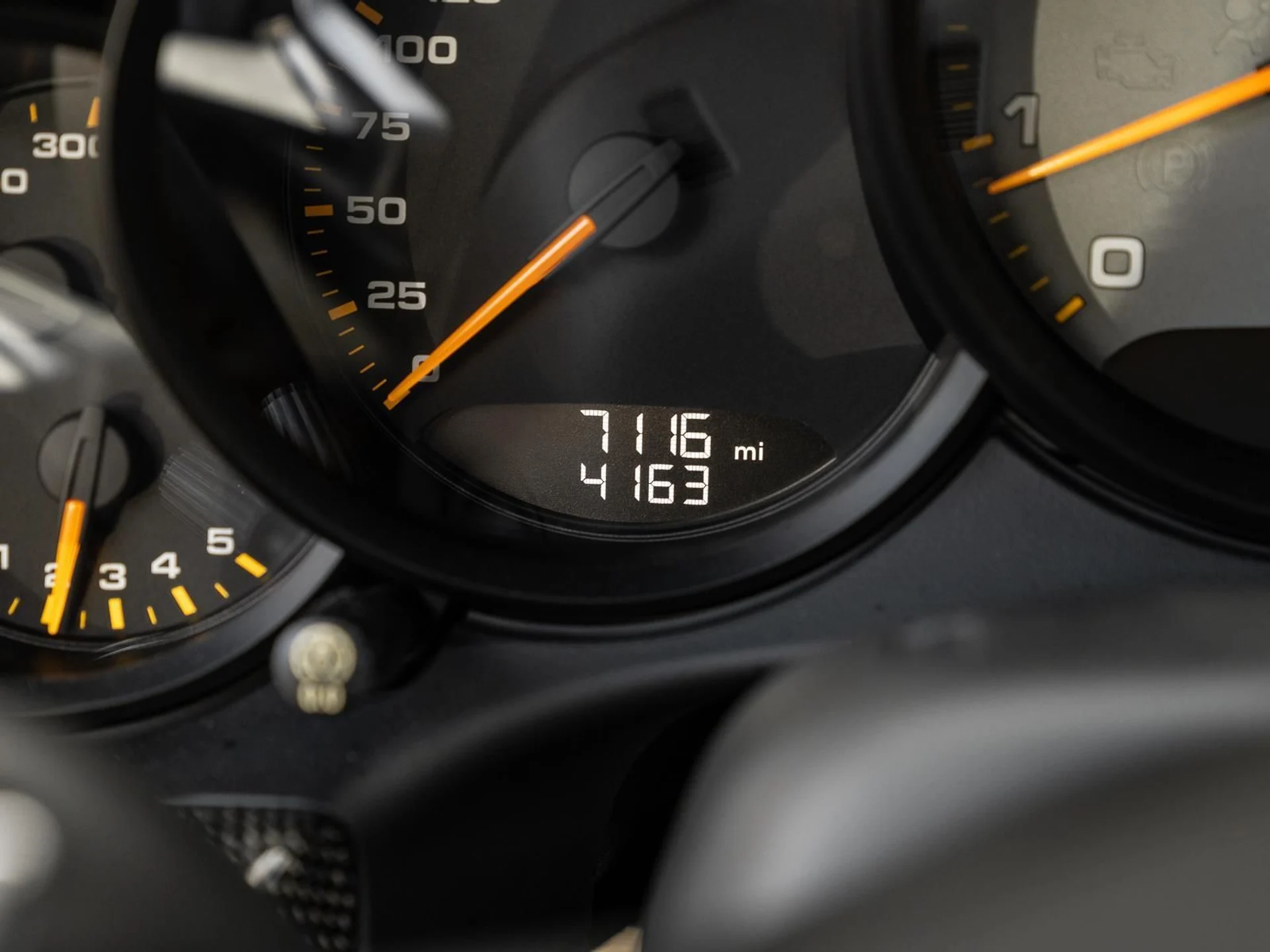 mph038_3158591784_Used_2019_Porsche_911_GT_3_RS_1771496245_5a72516ce8