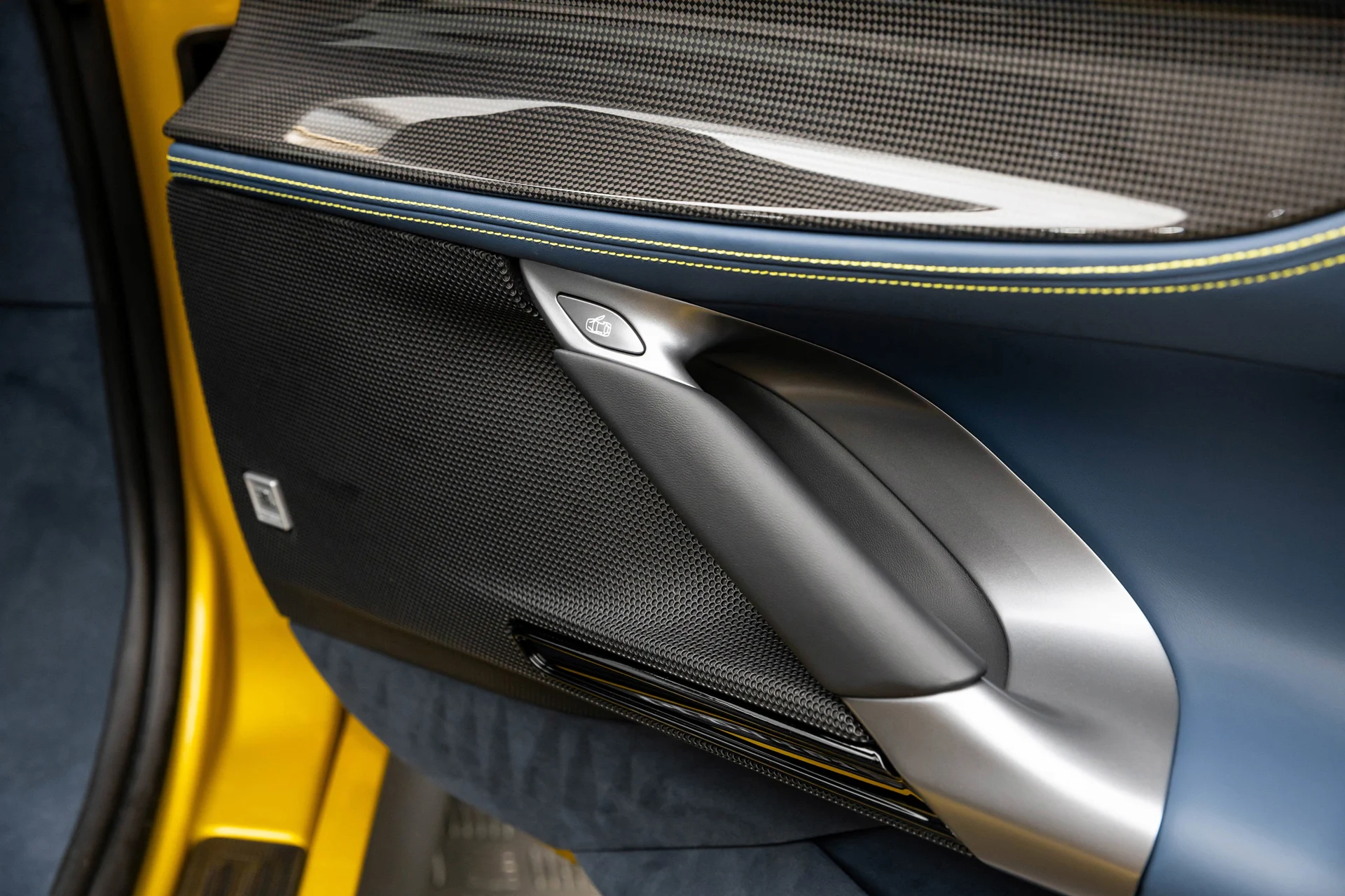 mph038_3162523016_386022e922d9429583395e9d3d970725_ea0b03d561