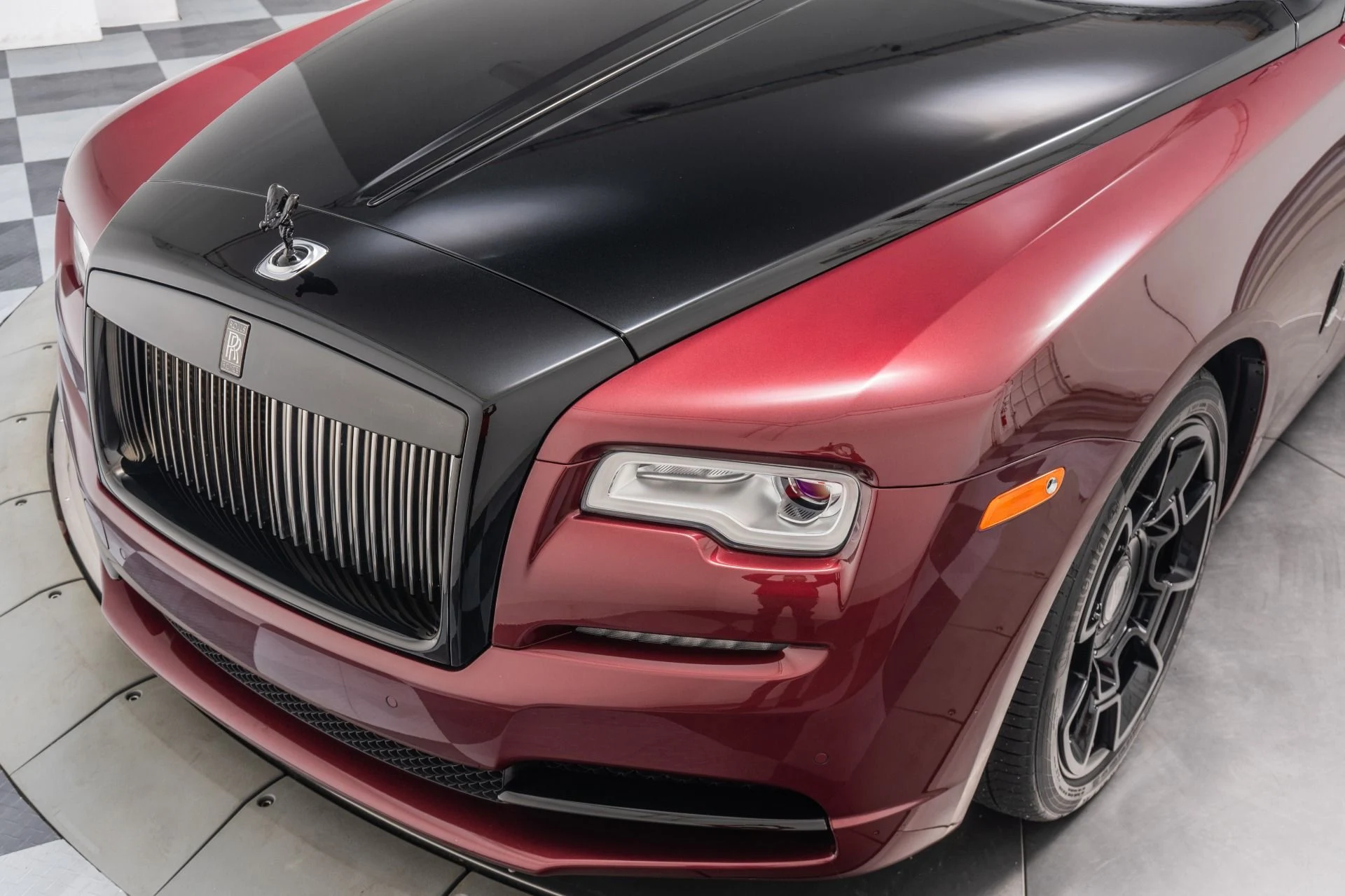 mph038_3171374769_Used_2019_Rolls_Royce_Dawn_Black_Badge_1773693933_c5b8d4e4c3