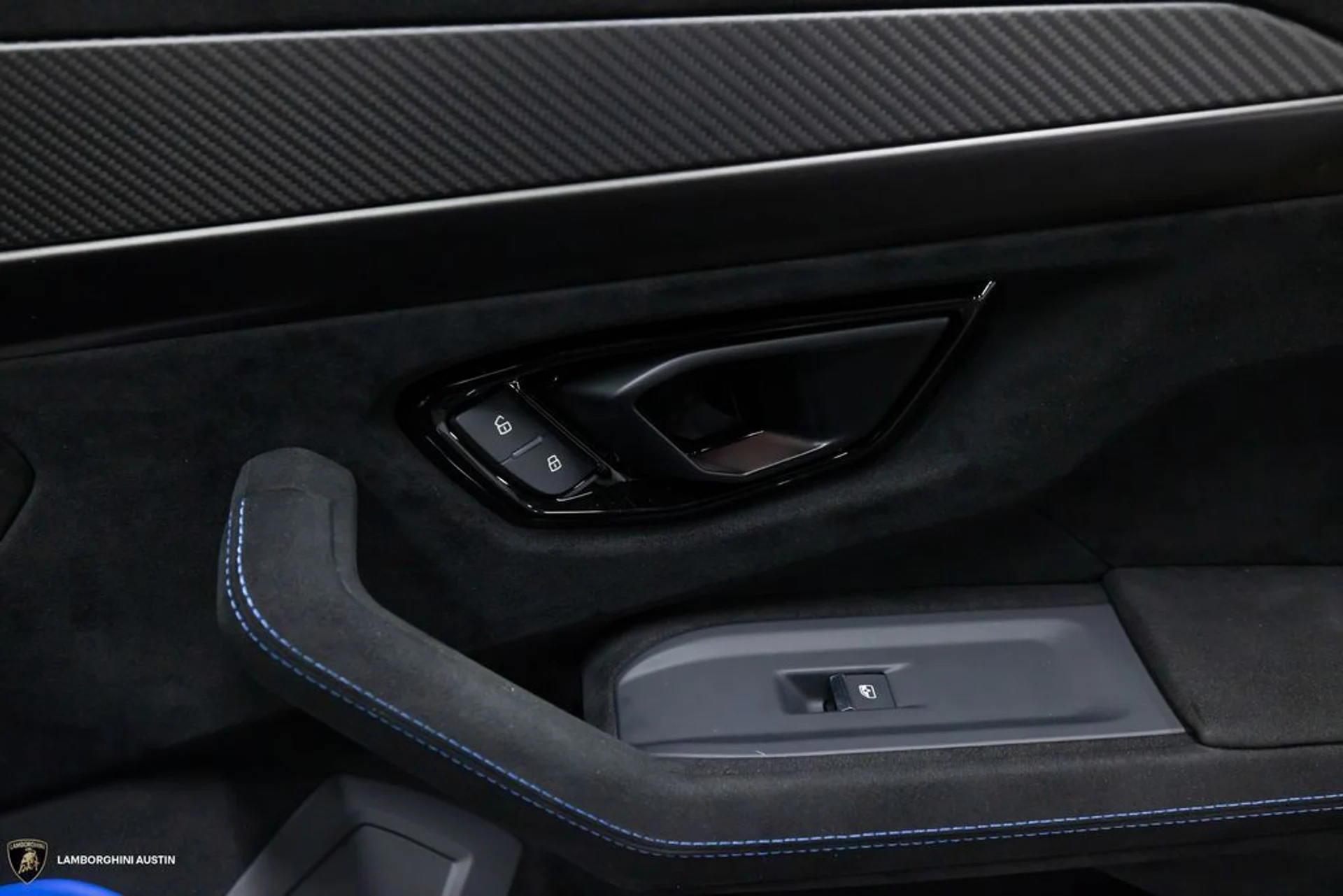 mph038_318741442_bd1bcbd4321bfb63059fcb748091e8b1x_f6669c6ad4