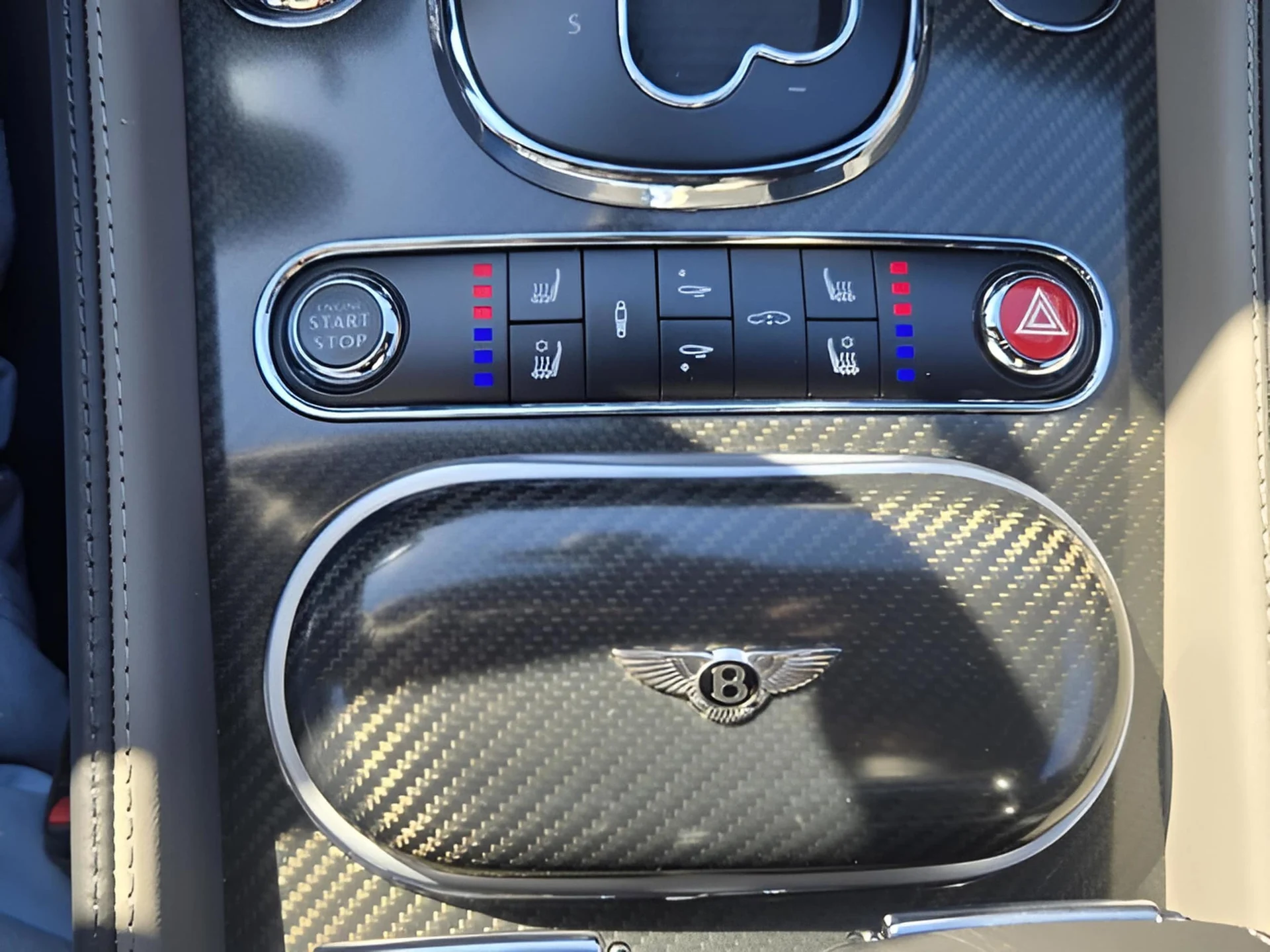 mph038_3187511690_66648c0507a6df52593023e328c3dad4x_a240e7333c