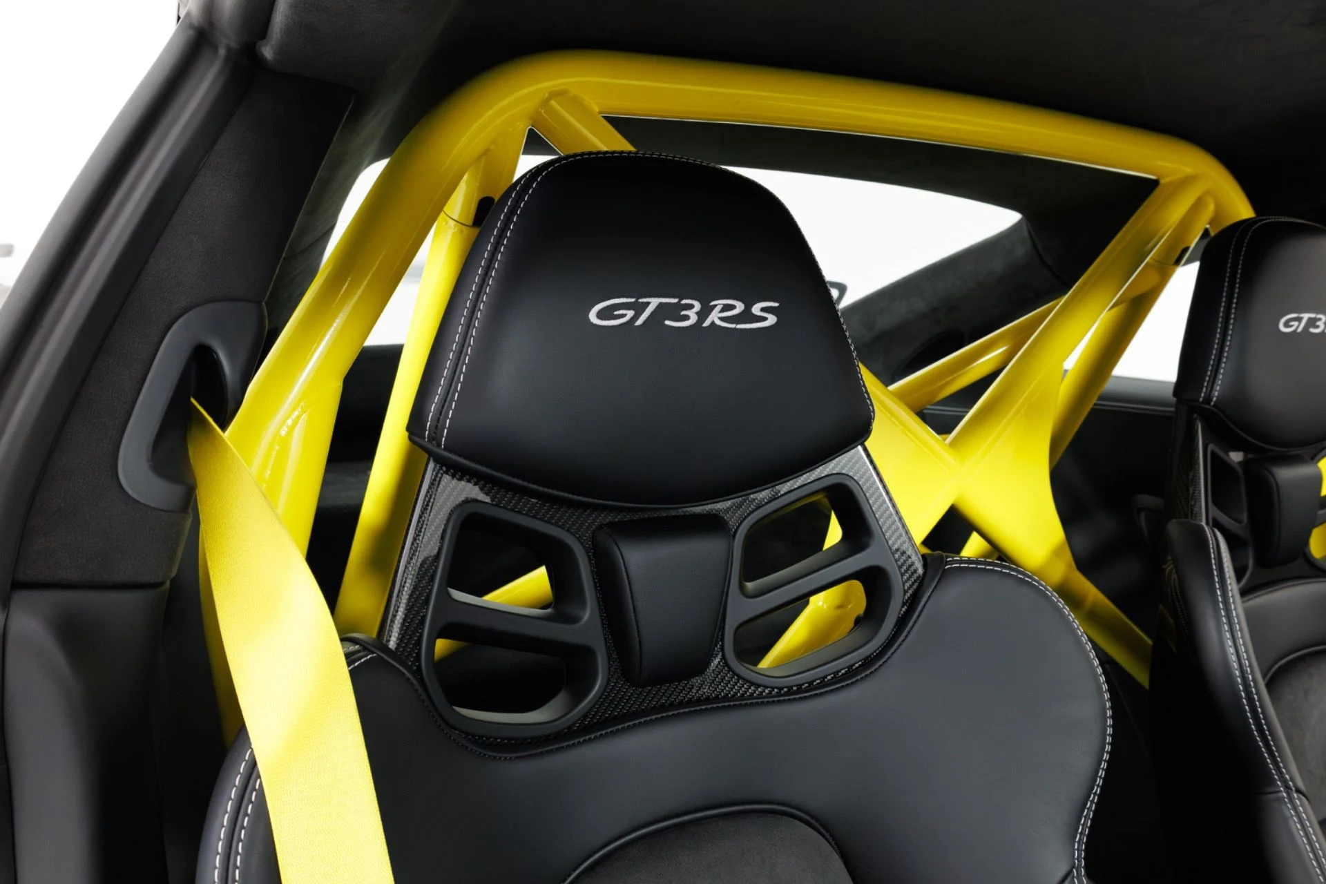 mph038_3197864147_Used_2016_Porsche_911_GT_3_RS_1775150685_fc81189b23