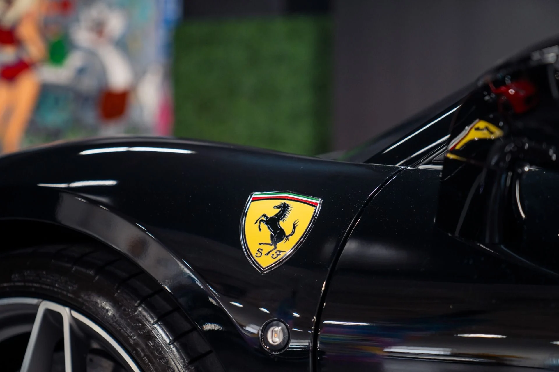 mph038_3199880401_Used_2022_Ferrari_F8_Spider_Full_Carbon_Interior_1786195652_3cb1c03467
