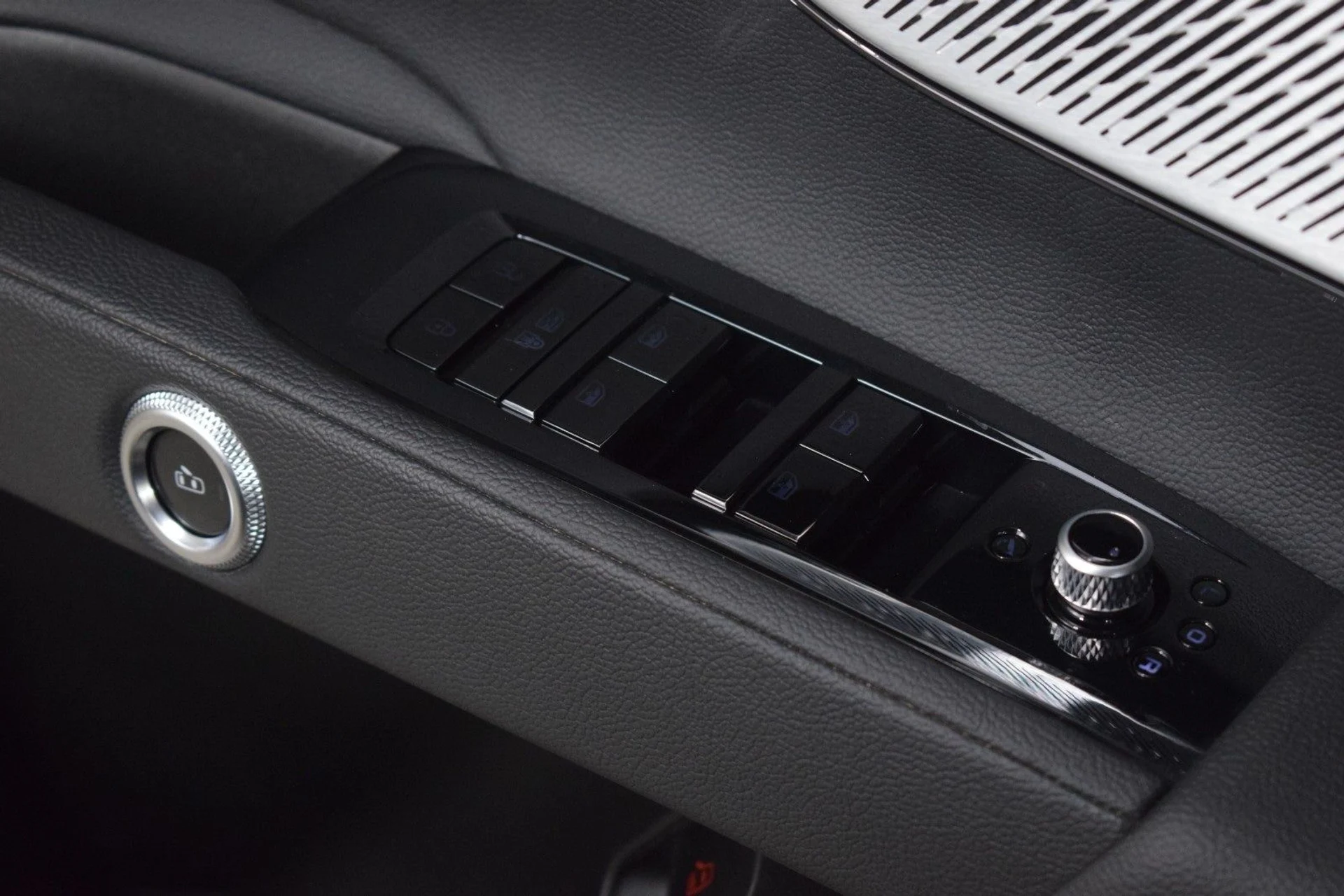 mph038_3203282903_55093fa91194071f074238eb105aa4b8x_6f00a8fedd