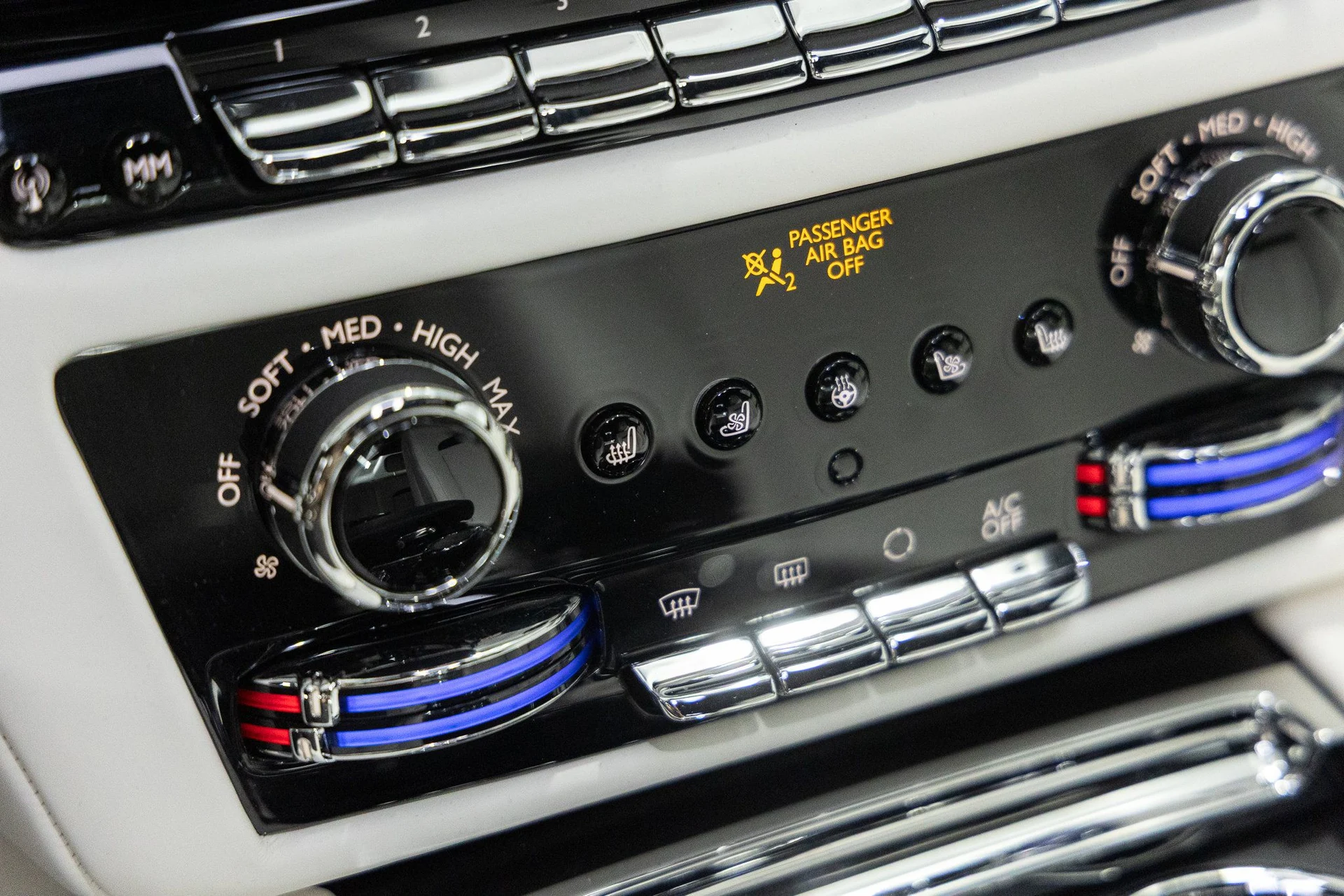 mph038_3217994542_408e82d9298ade658c1bef8a0817c397x_10dbdec131