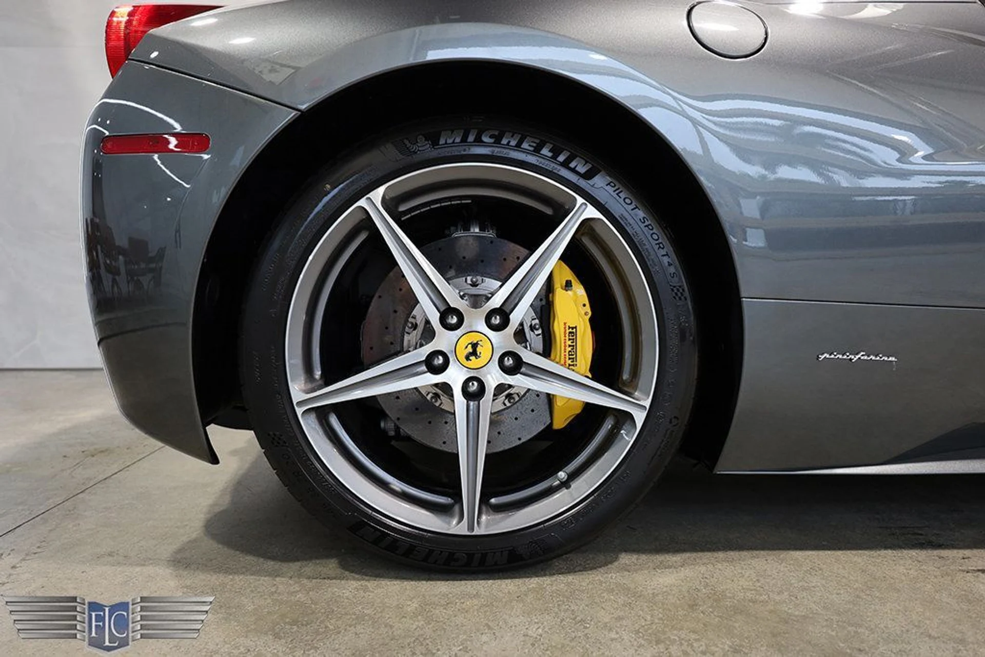 mph038_3241540849_used_2013_ferrari_458_italia_2drconvertible_9689_22957289_39_1024_08ef9495e8