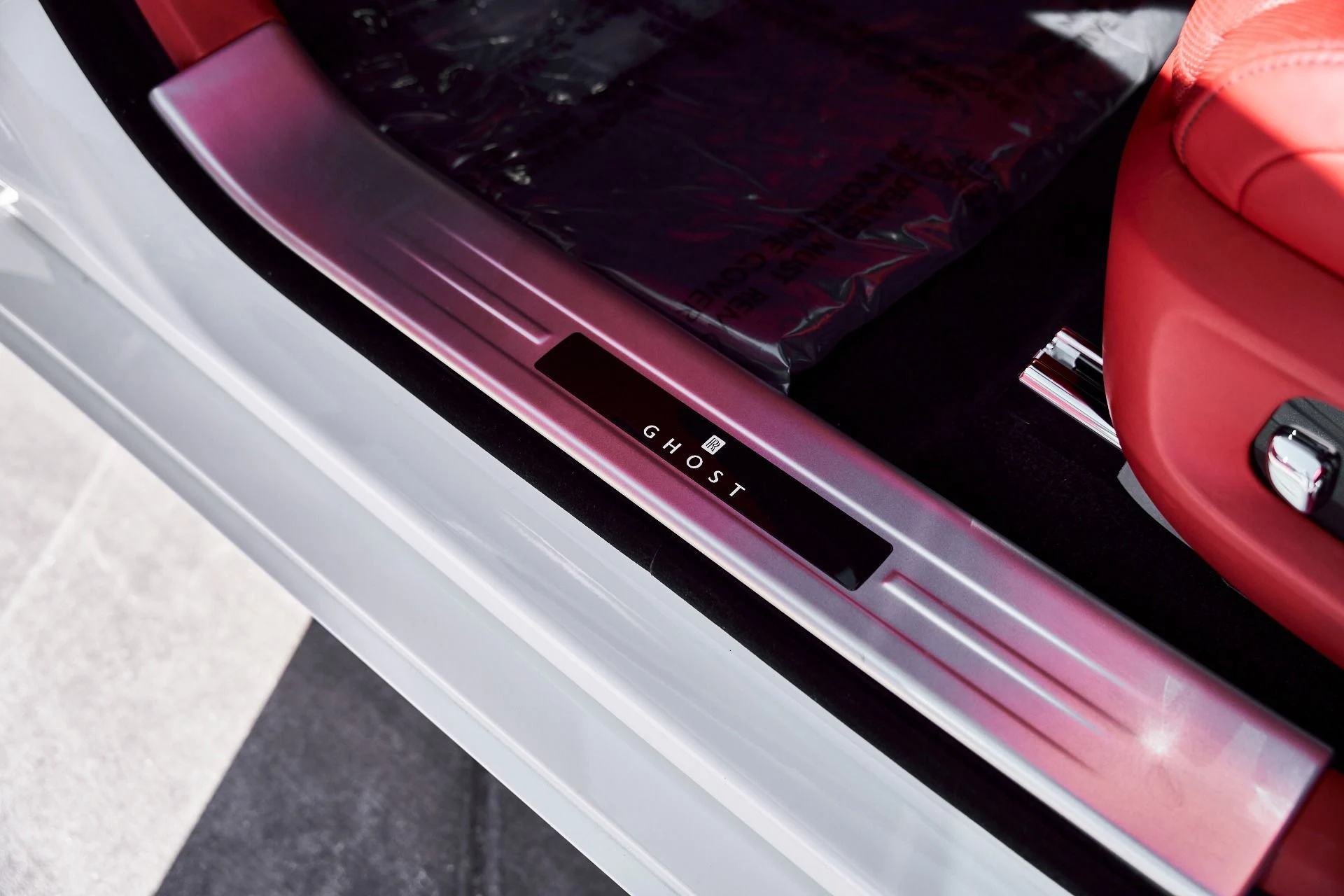 mph038_325324554_Used_2022_Rolls_Royce_Ghost_Base_1772766016_74baa885d9