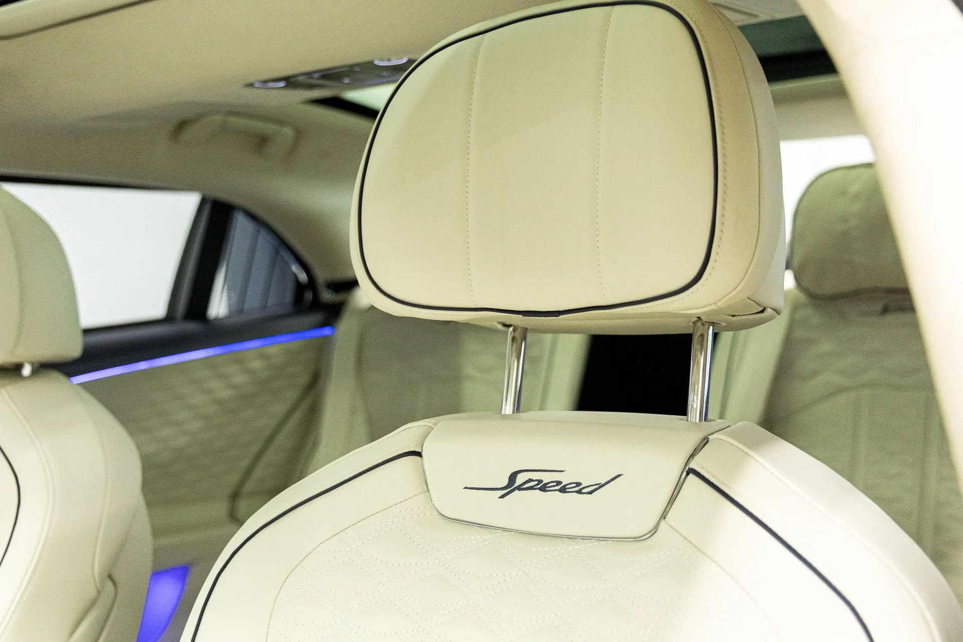 mph038_3256453209_b0d16c57558d1feb1c391abb3f65bf21x_fe8f53d335