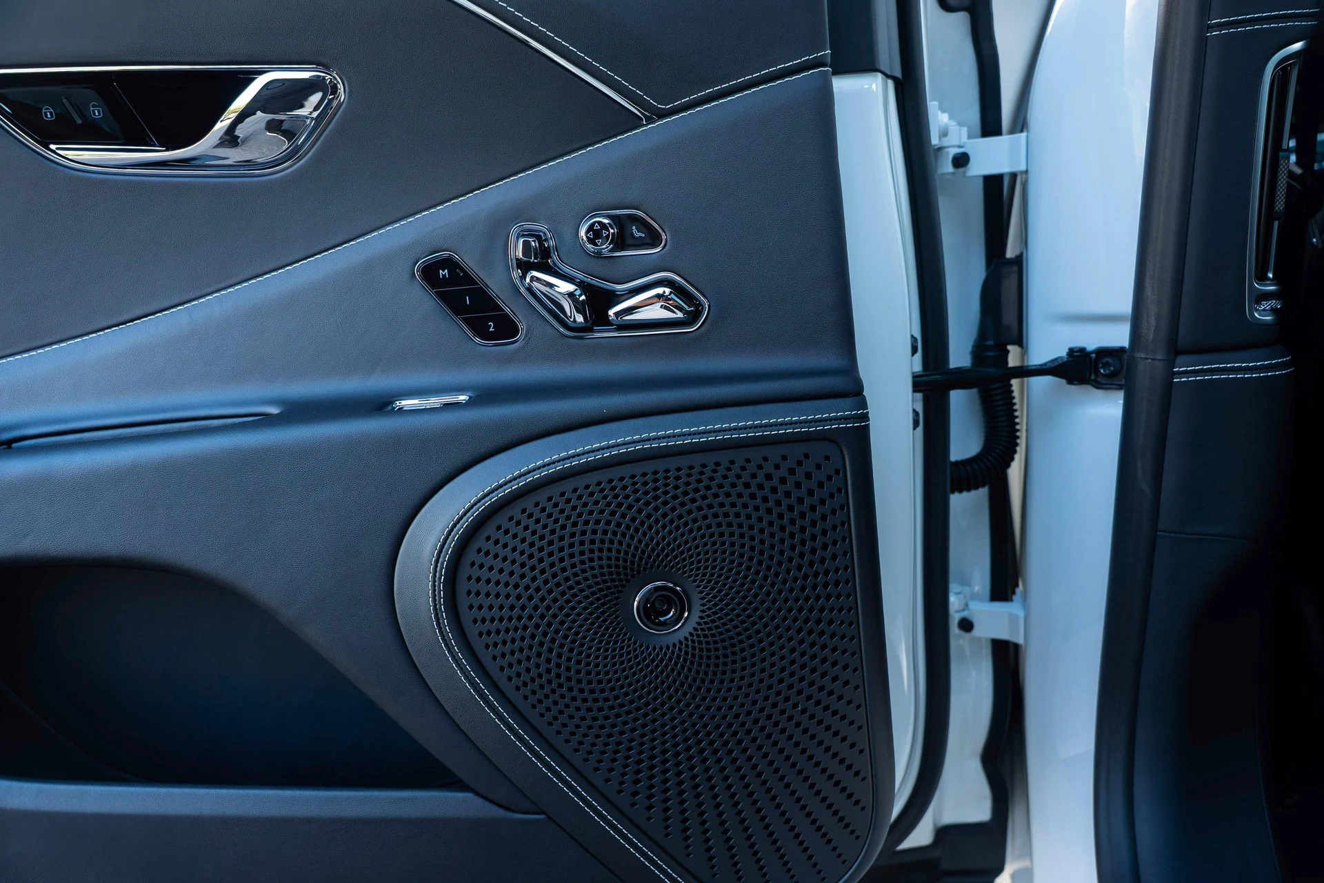 mph038_3273480981_462758417_6954bfed4e73cd9f103f4f64_bde79d9c1f