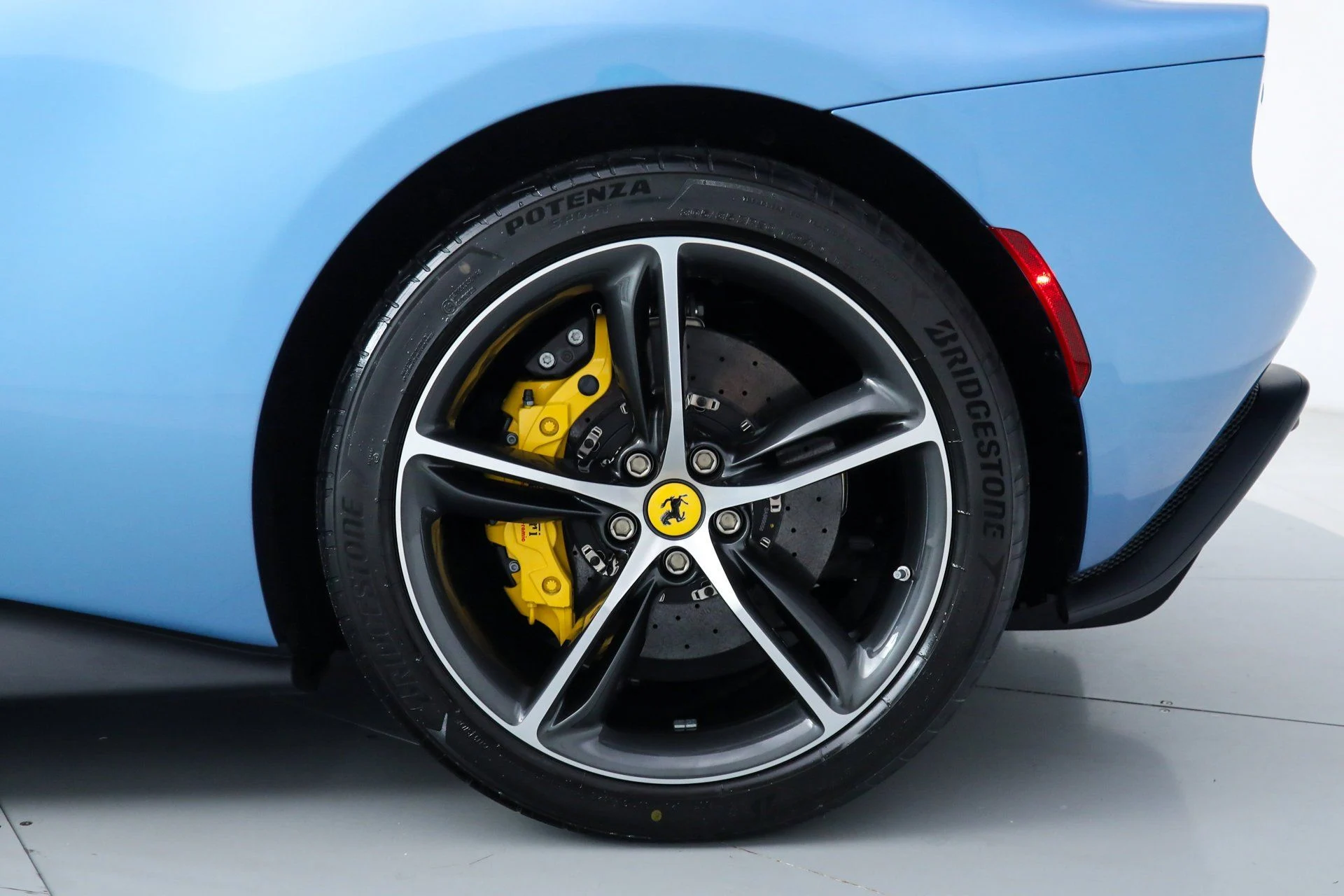 mph038_328177322_63b980c89742e66d4beaf1a22c68e820_3651d7704b