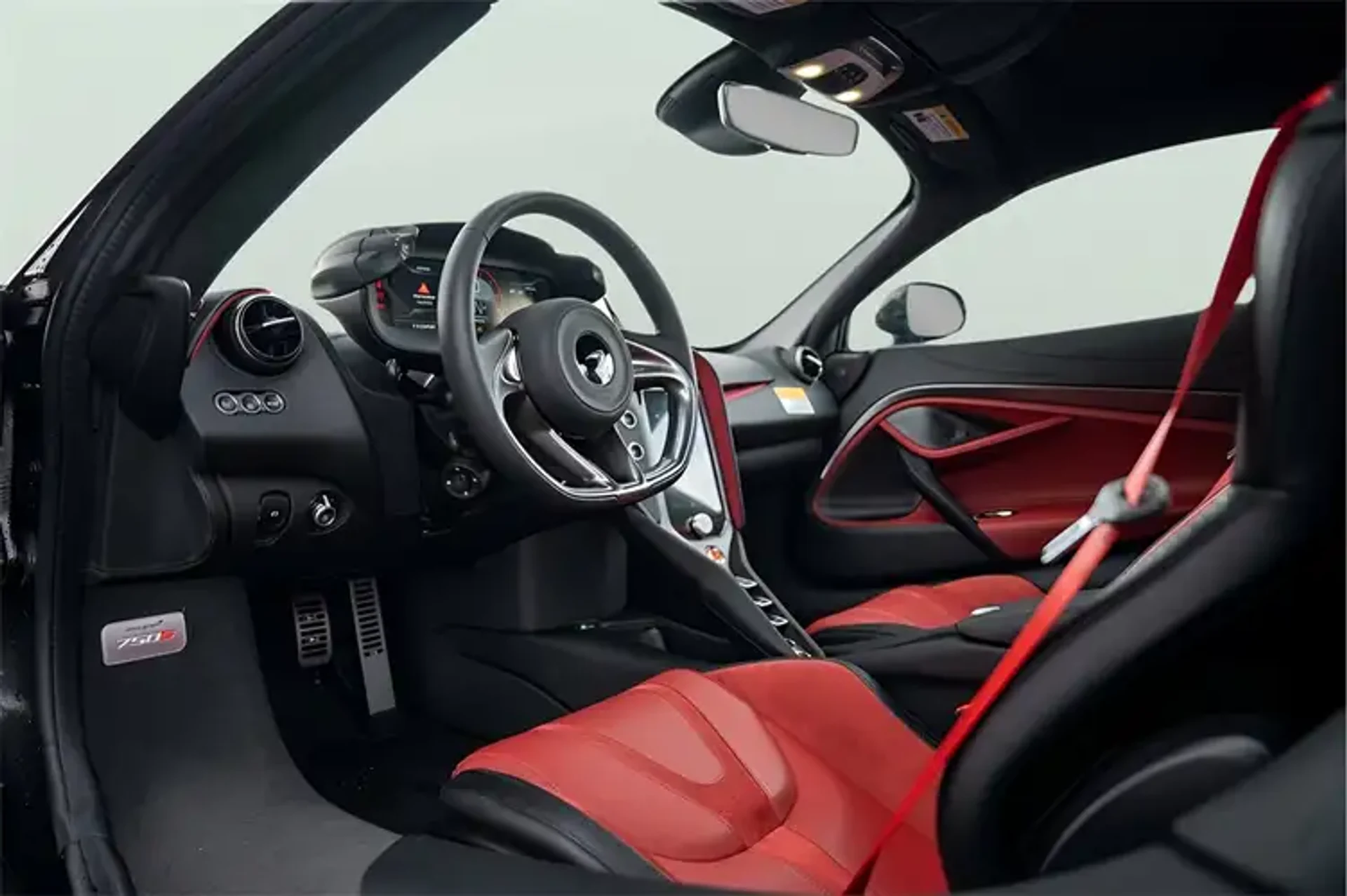 mph038_329003517_f_D4_Topwz_PJ_Akdaar_med_ac23853ef5