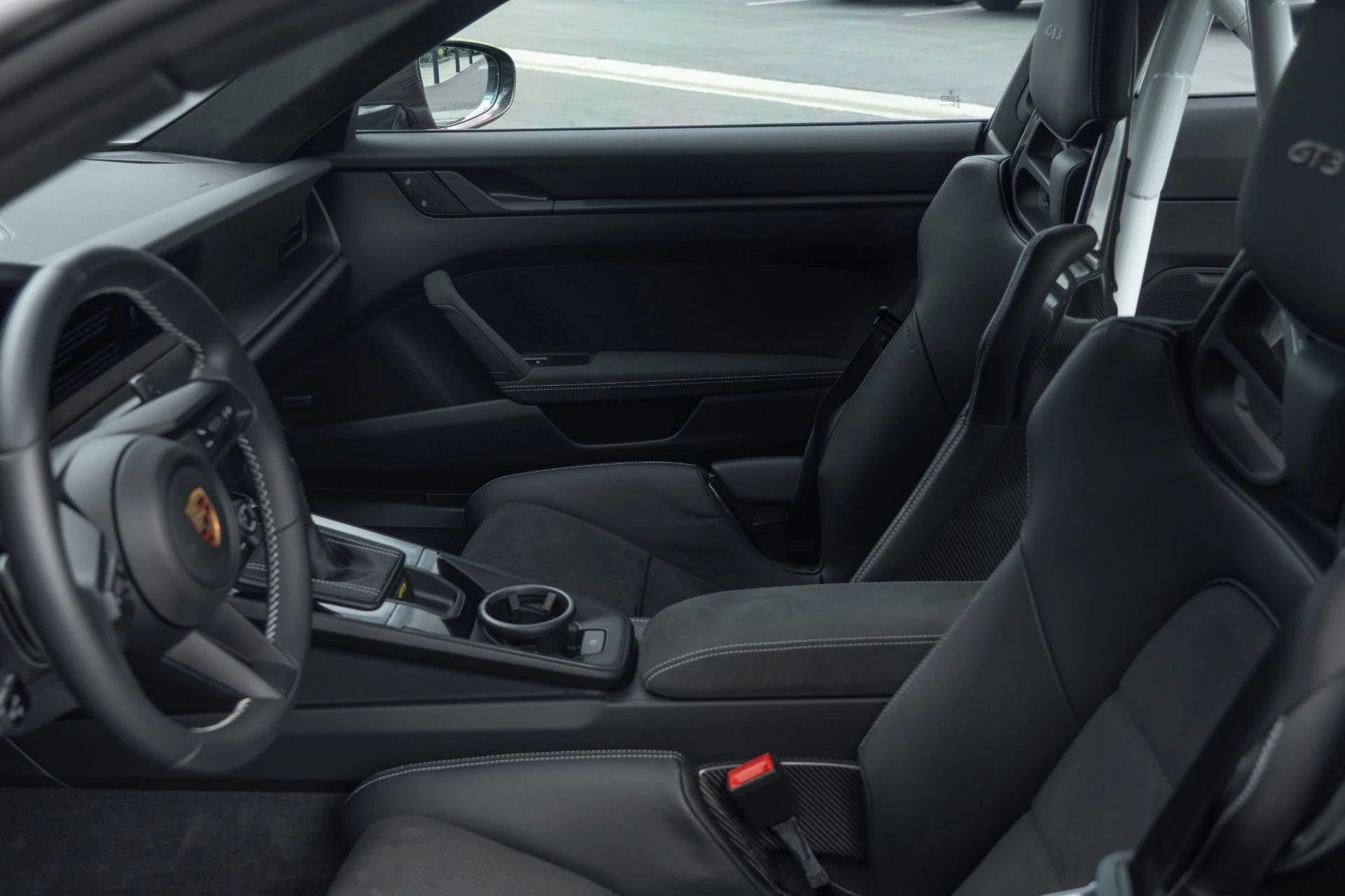 mph038_3293362404_Used_2022_Porsche_911_GT_3_1759173275_3a6b43288e