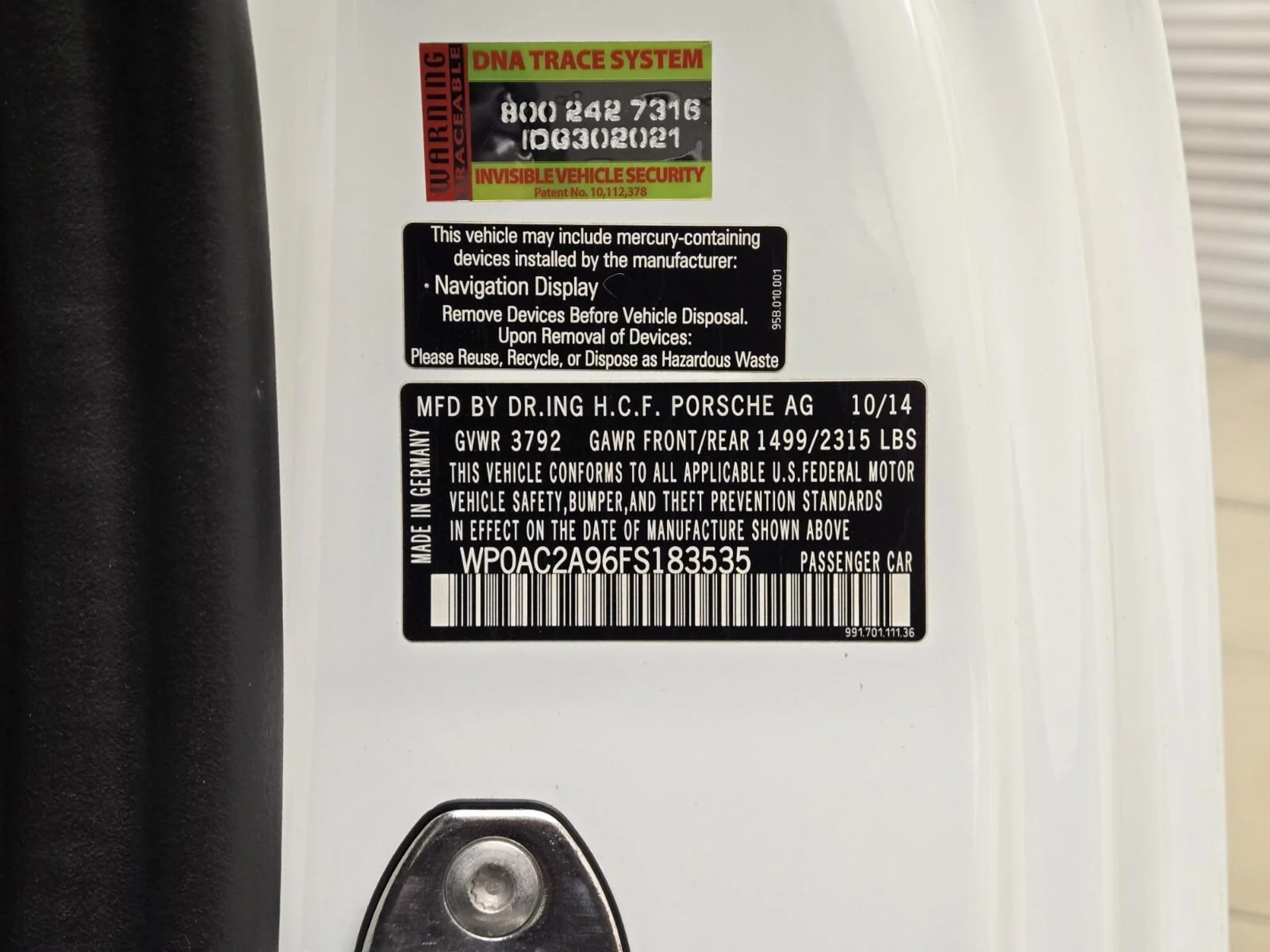mph038_3301748540_Used_2015_Porsche_911_GT_3_1756192144_8eda3a6494
