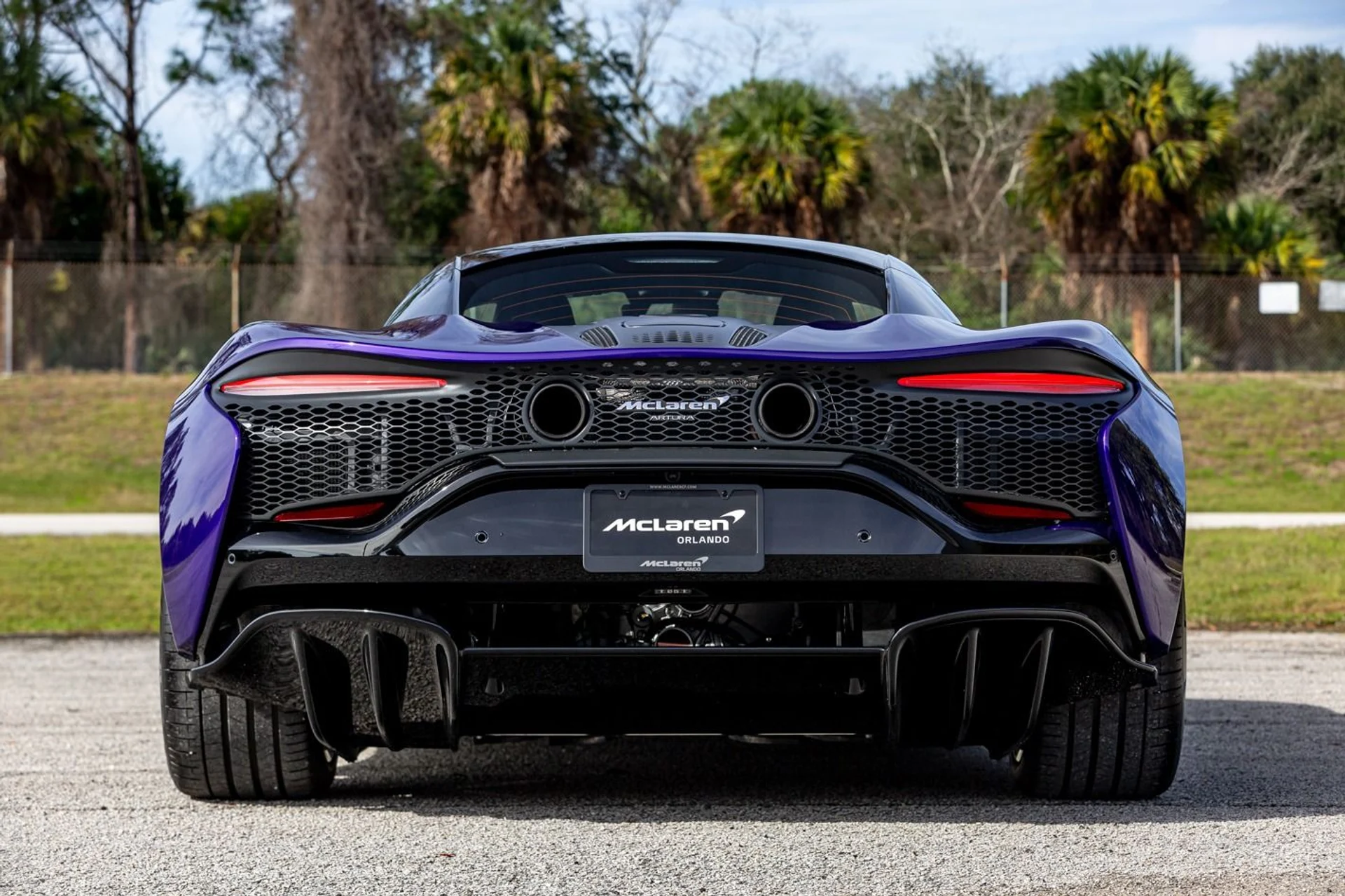 mph038_3303976411_362_p39_l_34880adfd9