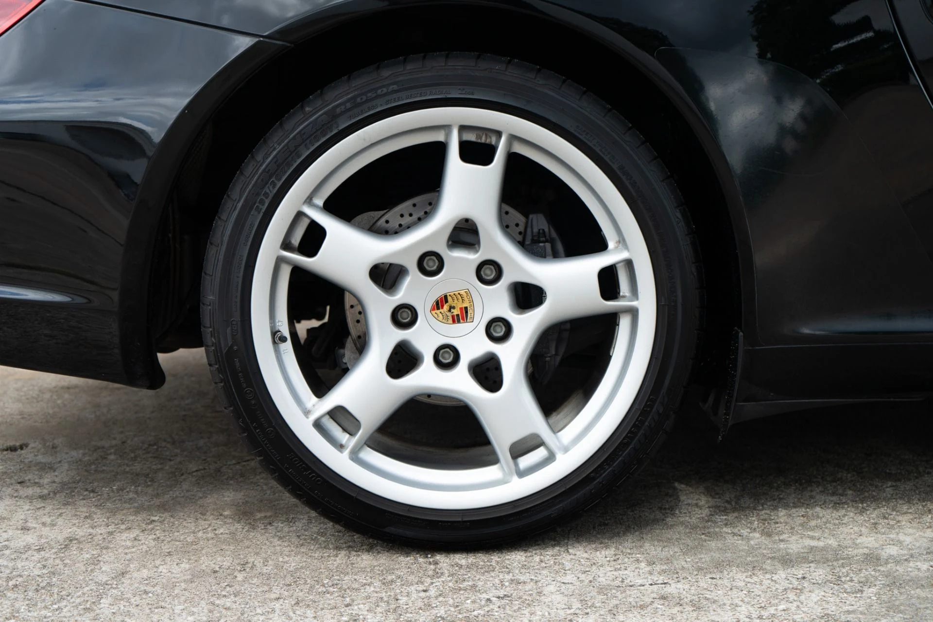 mph038_3309402684_Used_2007_Porsche_911_Carrera_1781041528_12190e25a7