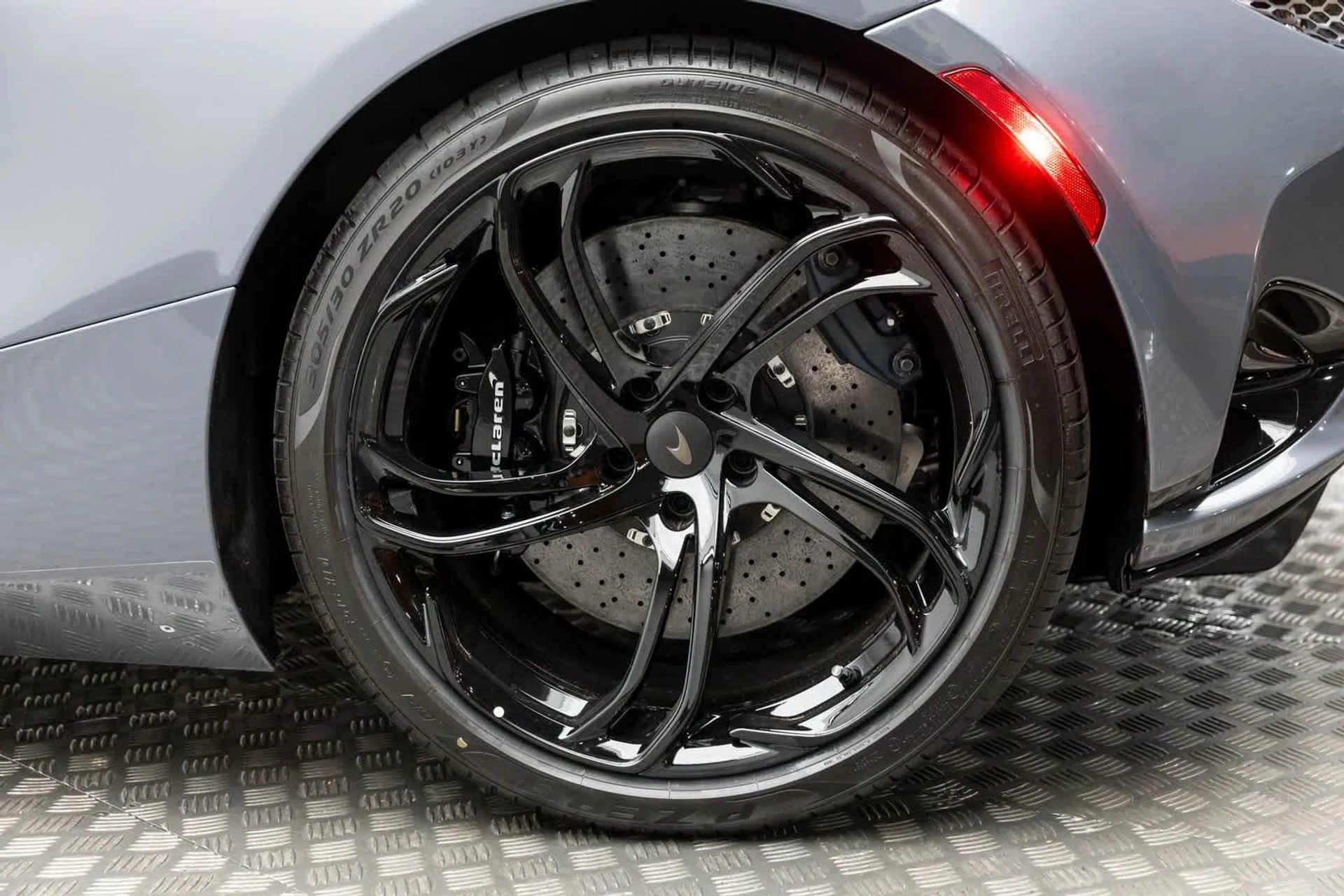 mph038_3311187631_39_da470f1e30