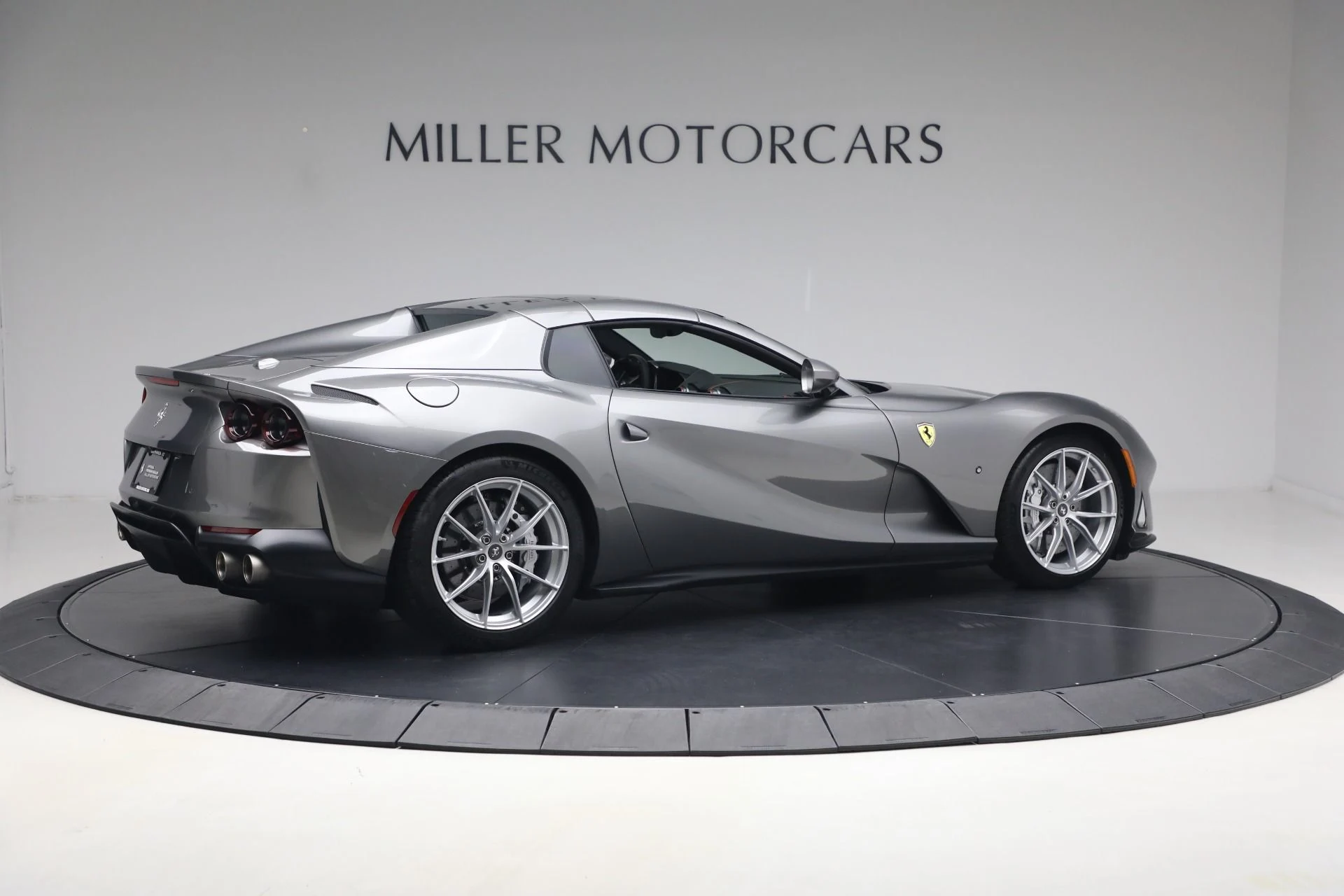 mph038_3338844717_Used_2021_Ferrari_812_GTS_1781727053_f2bce937fe