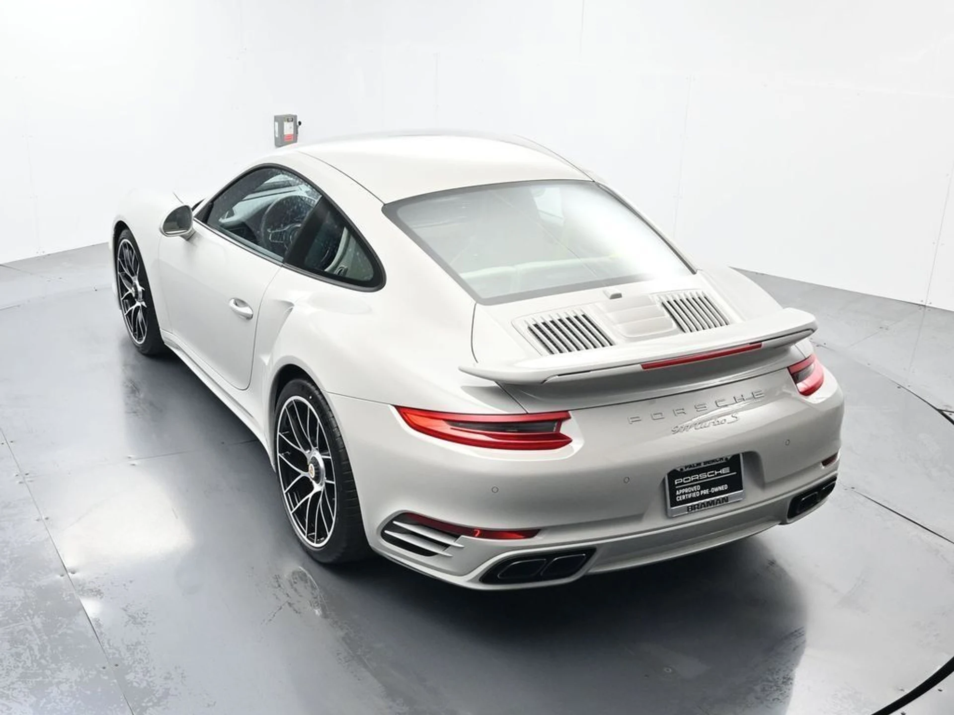 mph038_3349907900_c62e107e530a94768ad27af431a691c4_414dba4c08