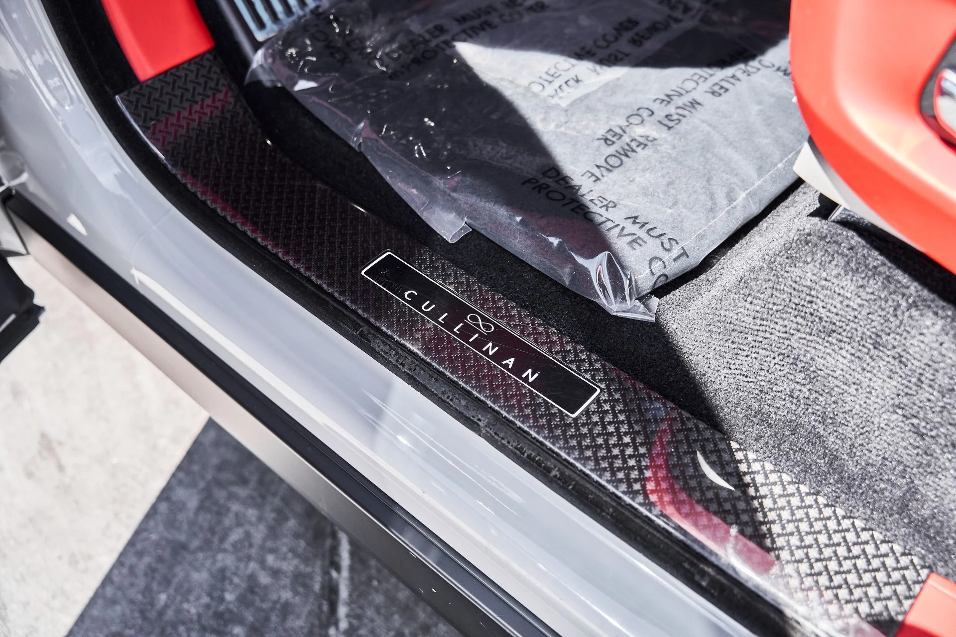 mph038_3354412952_Used_2024_Rolls_Royce_Cullinan_Black_Badge_1775871000_e54c7c3f26