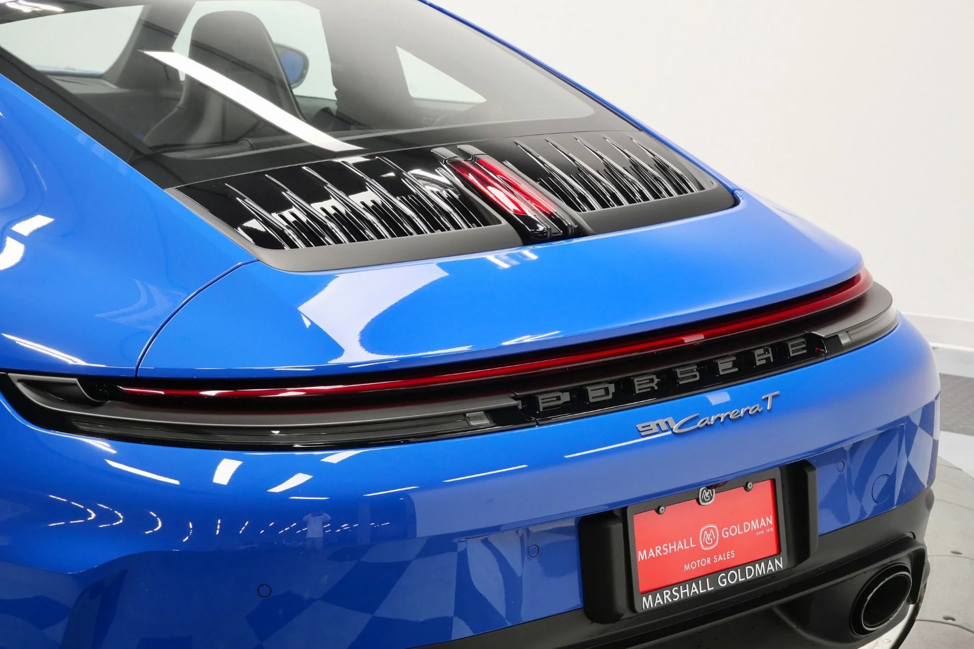 mph038_335811952_Used_2026_Porsche_911_Carrera_T_As_New_with_12_Miles_6_Speed_Manual_18_Way_Seats_1767115090_9f28de9b53