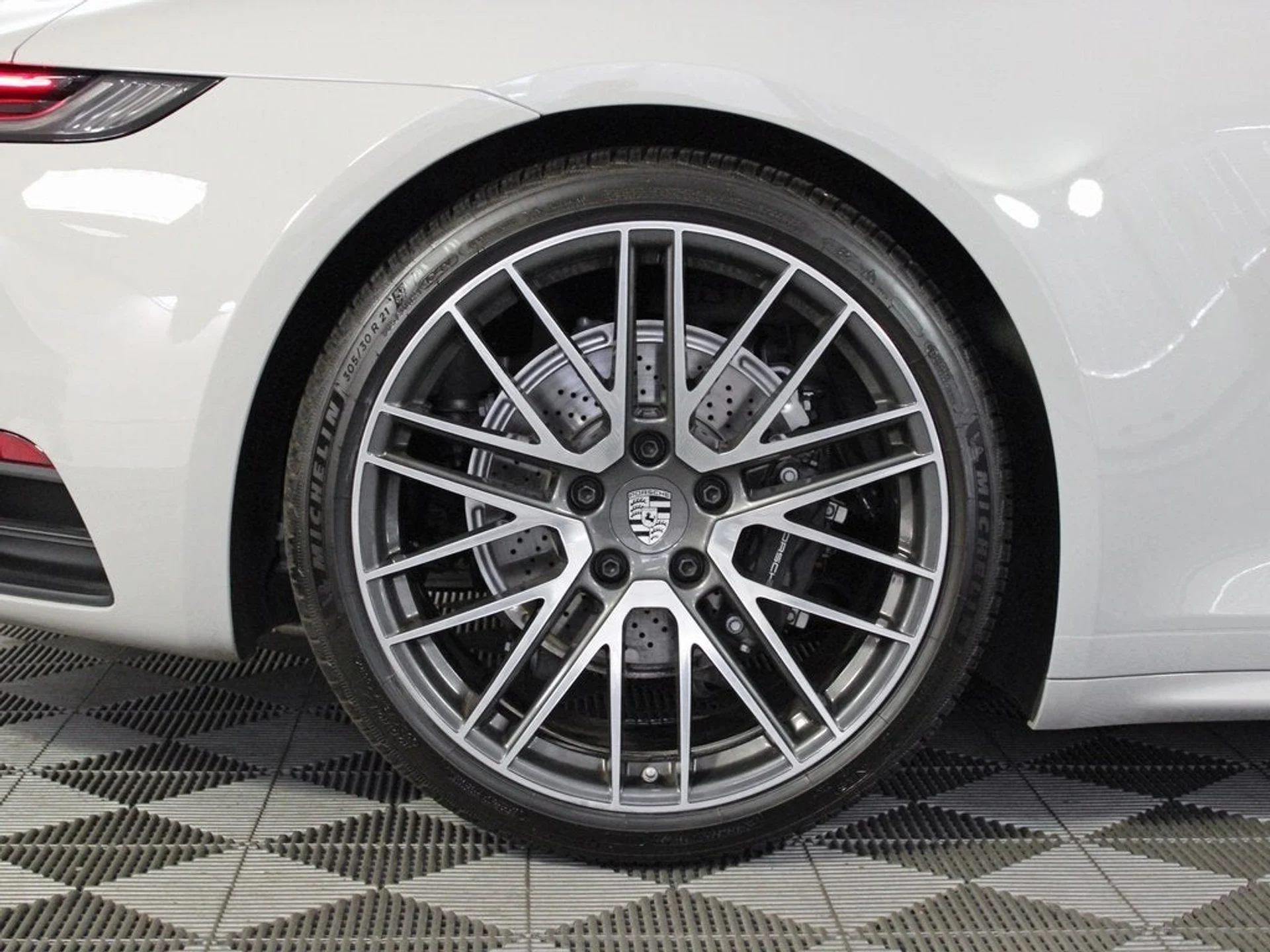 mph038_3366498264_39_81287626a7