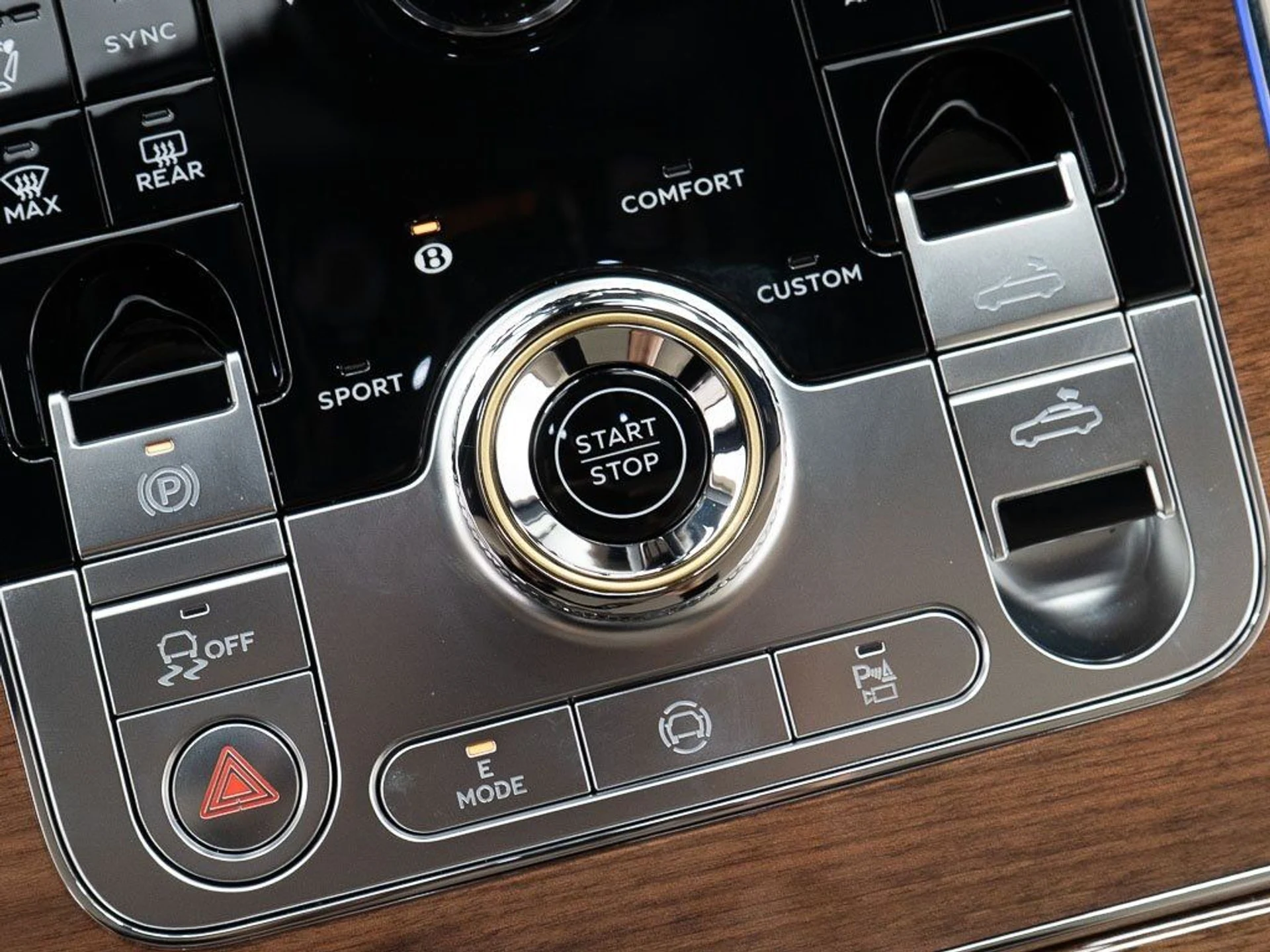 mph038_3368779258_78dc3e234ed67b219e97c4c57faf032c_9f07562ce0