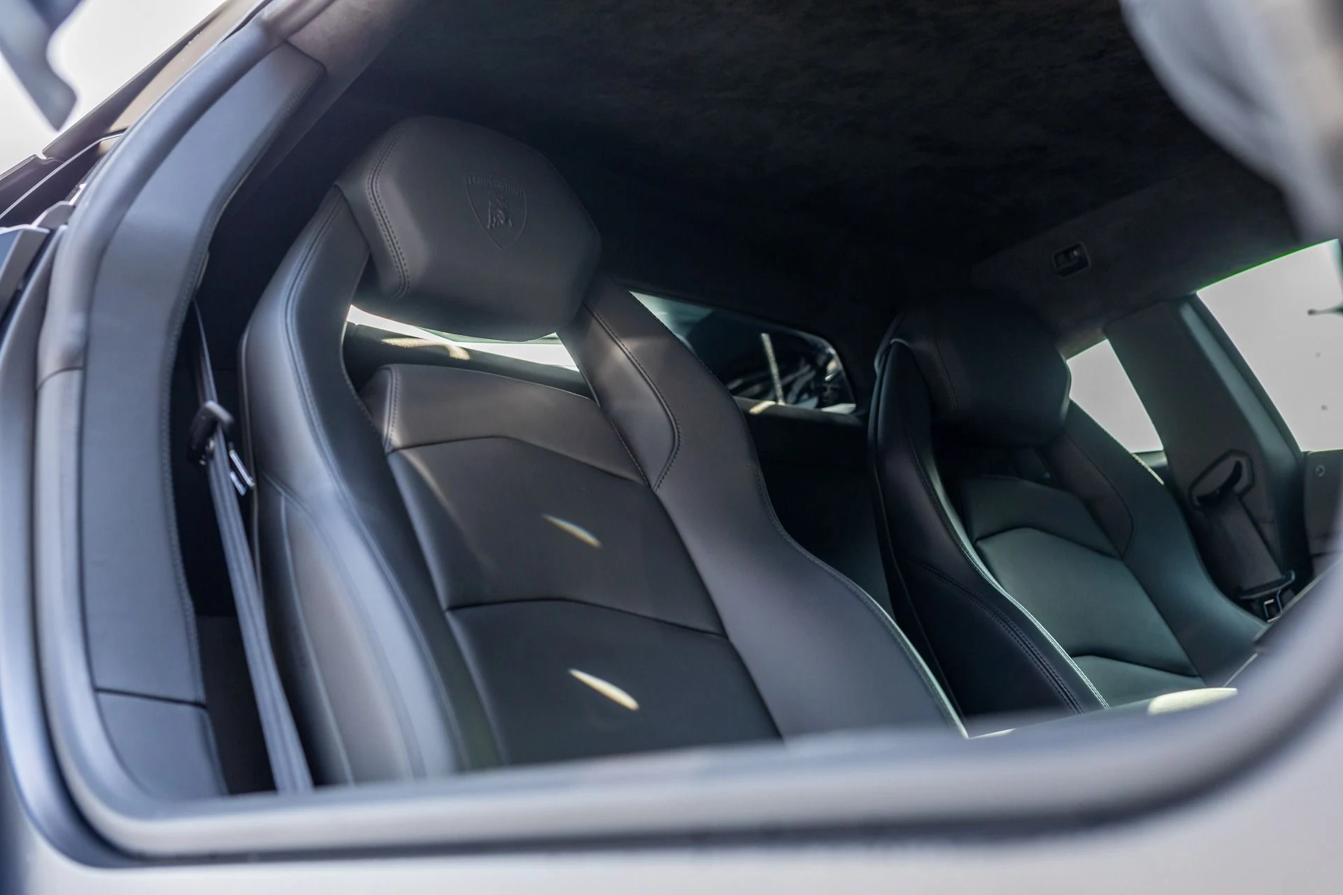 mph038_3376751010_Used_2014_Lamborghini_Aventador_LP_700_4_1776699950_9a4a08dffd