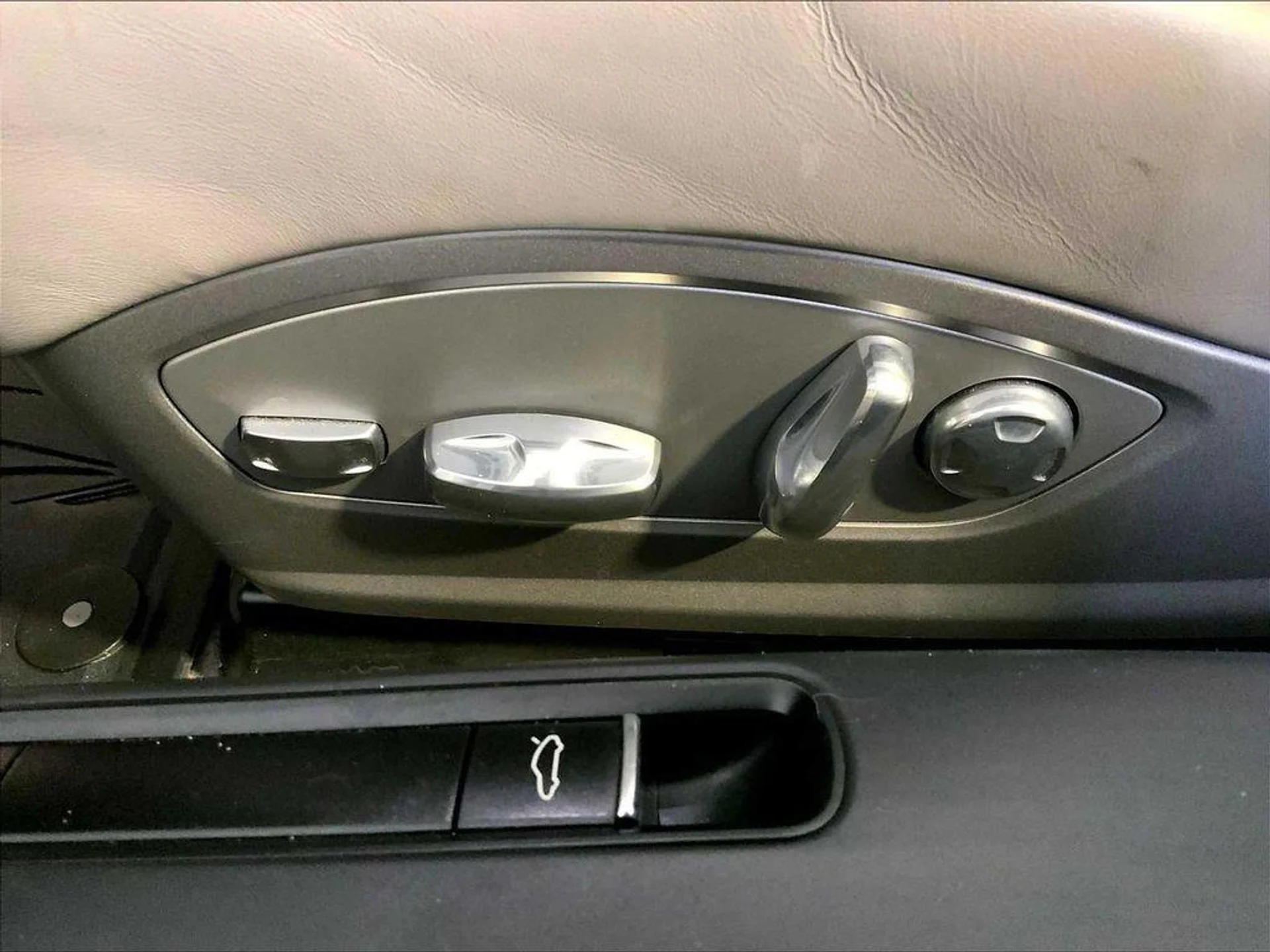 mph038_338209773_Kq_H1_ZX_8d_UH_Ip_A_Wg_L_Oan82c_803_Y_bb5517f750