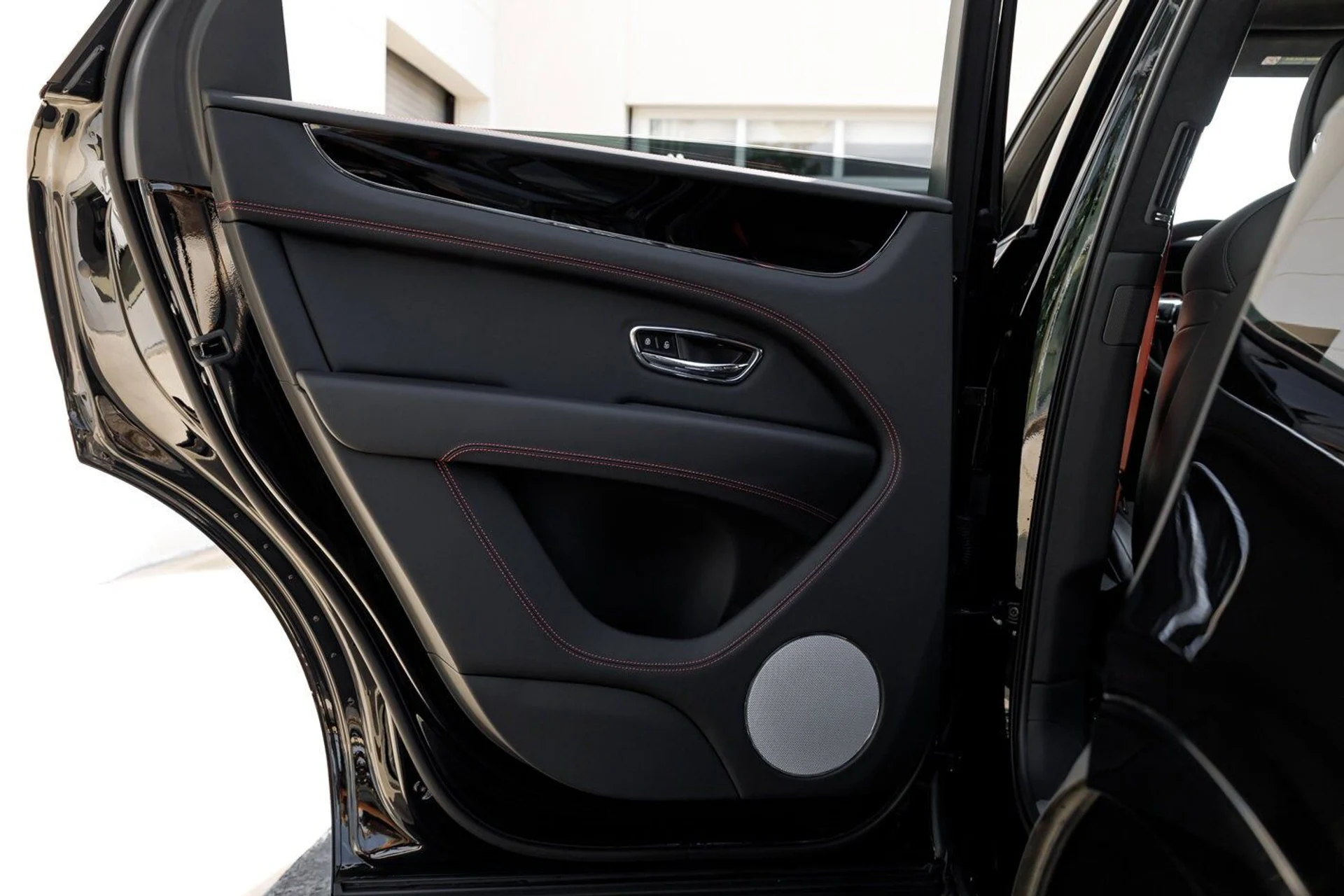 mph038_339446217_d3542ad8b361f4b7602fb11ab7af3548x_dde1ca322c