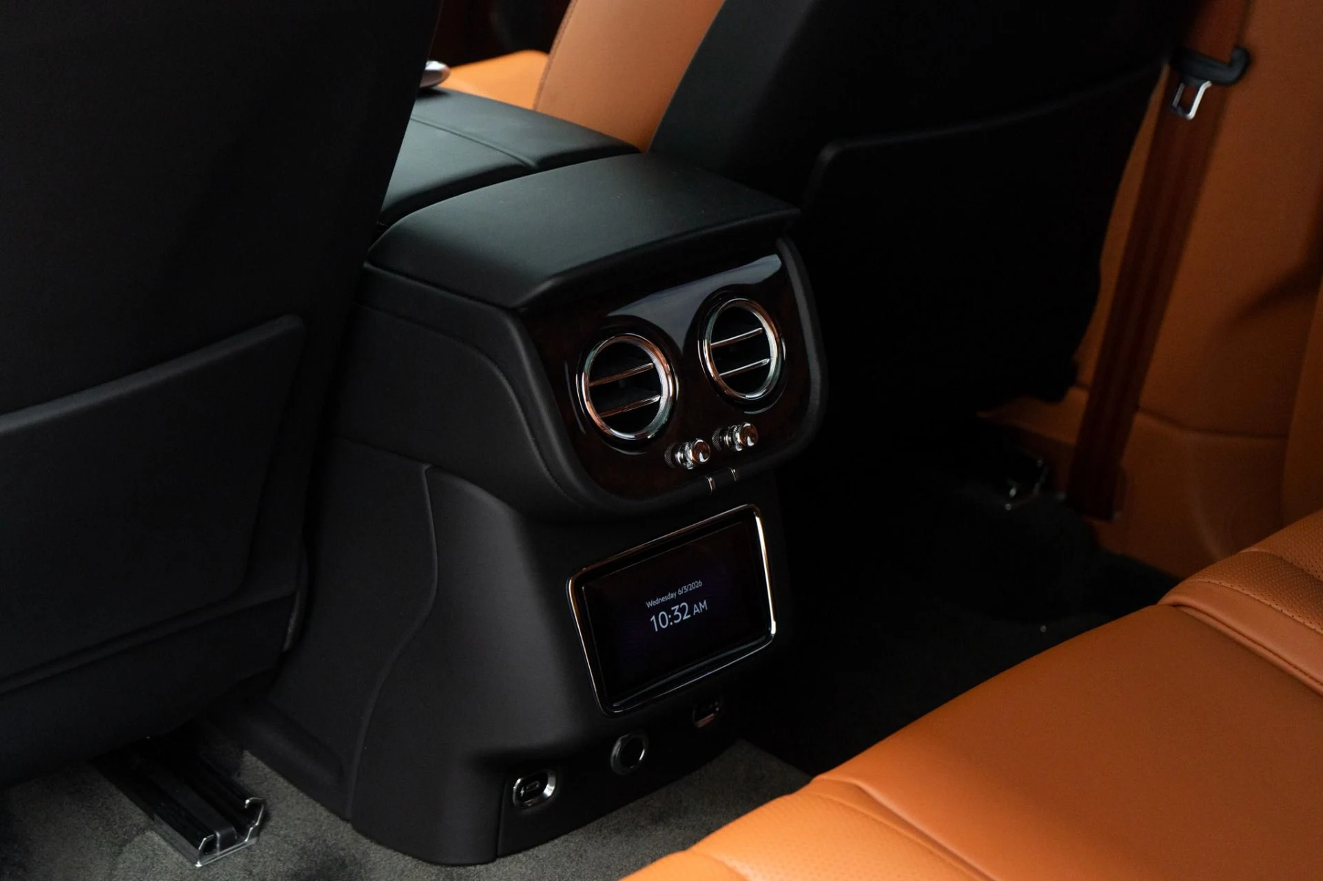 mph038_3402479613_Used_2021_Bentley_Bentayga_V8_1780518091_993636c642