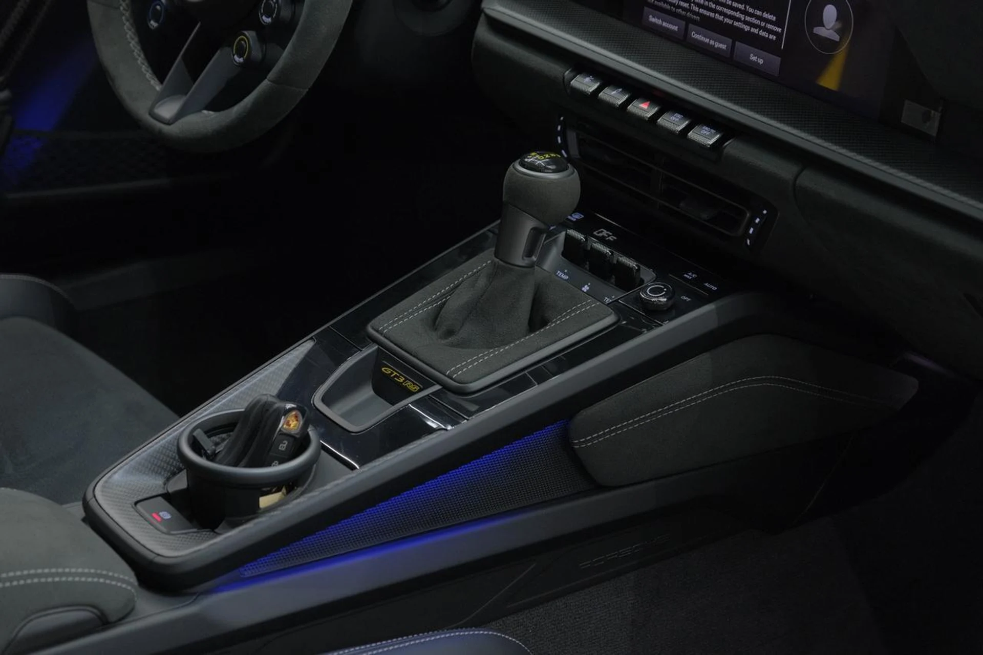 mph038_3408638036_50bb98f8a121d37a562172840c9c5b72_931a2cad17