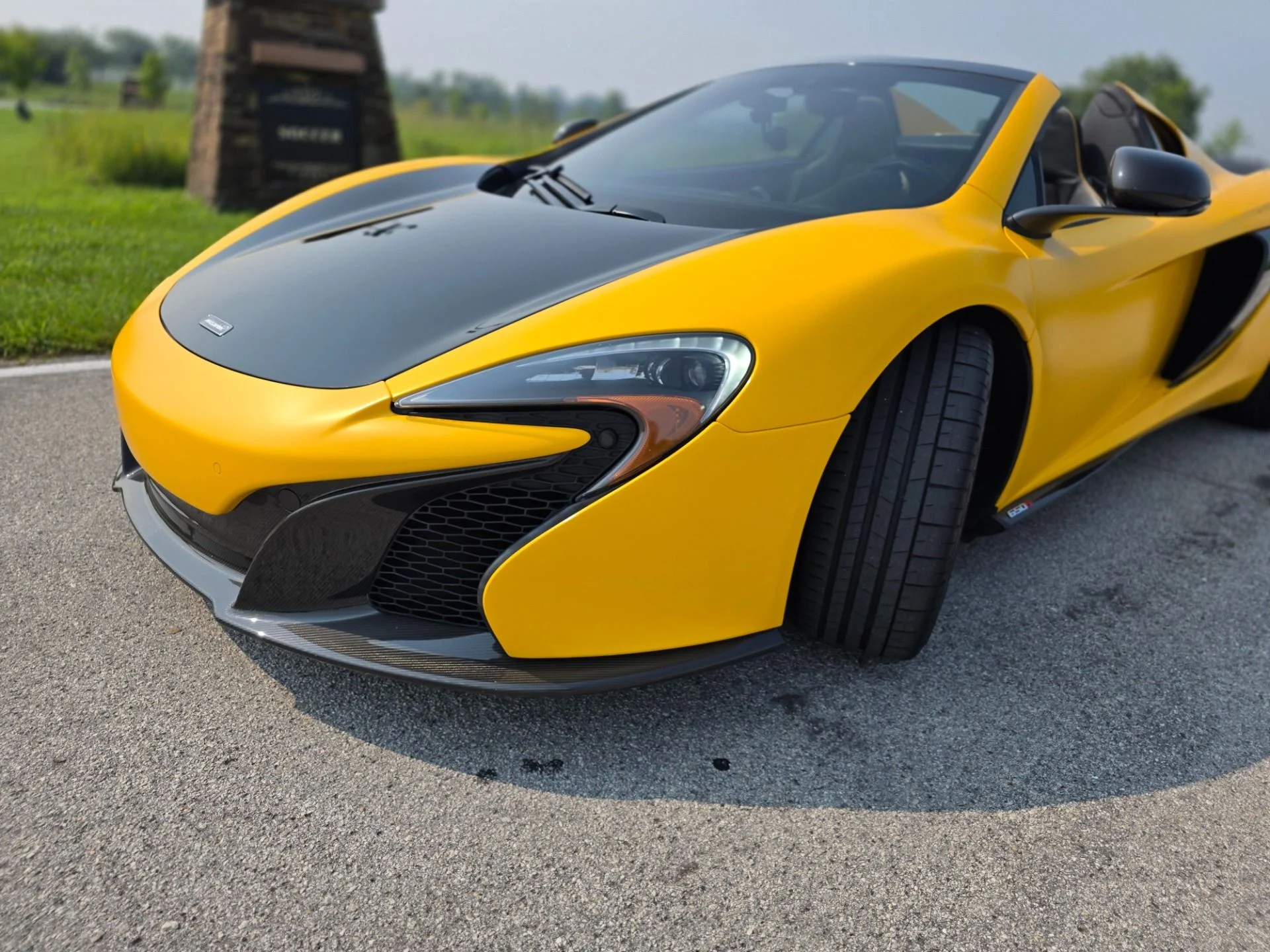 mph038_342325702_Used_2015_Mc_Laren_650_S_Spider_1754412764_7485cbaa03