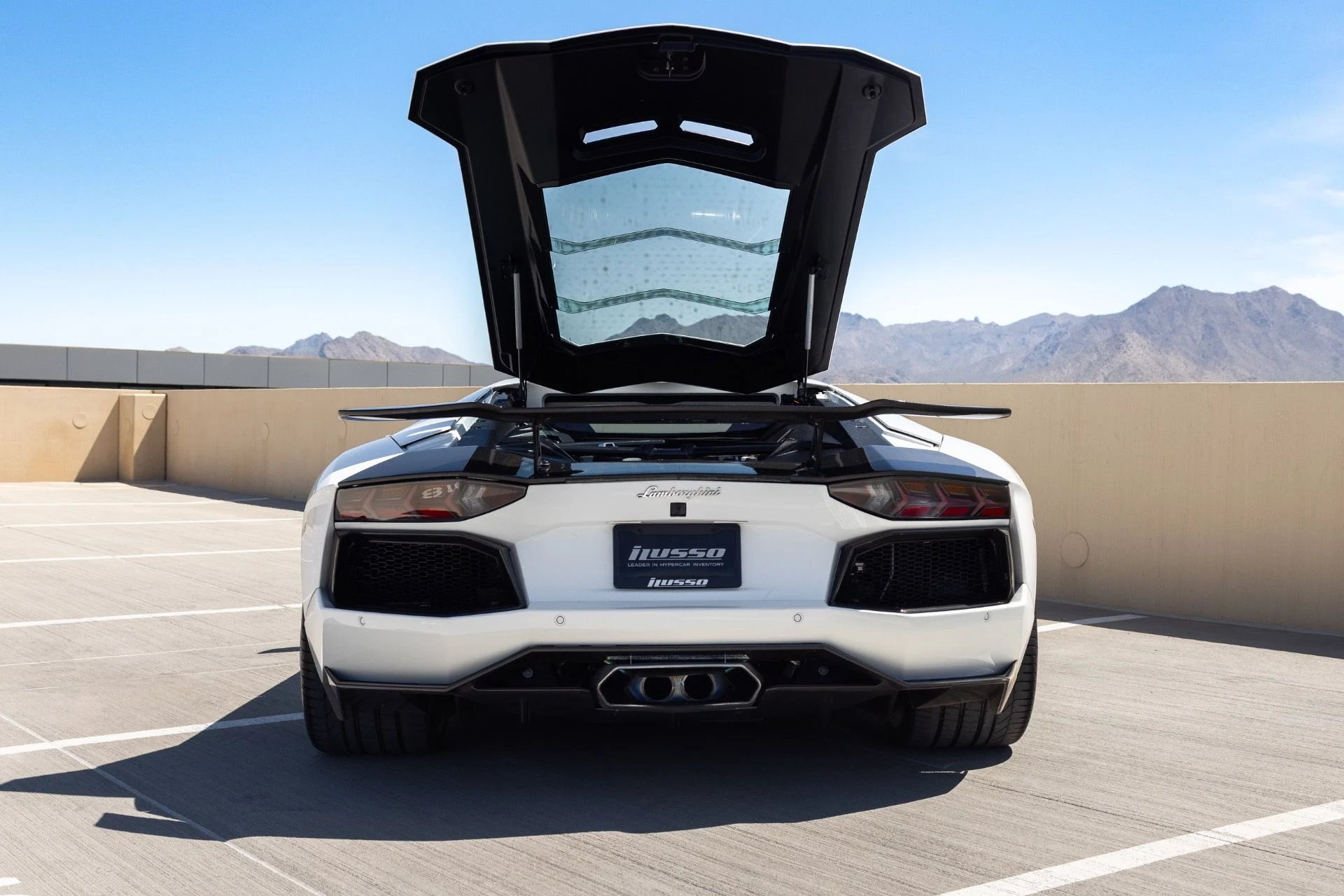 mph038_342397591_Used_2015_Lamborghini_Aventador_LP_700_4_1785451056_436cbd6605